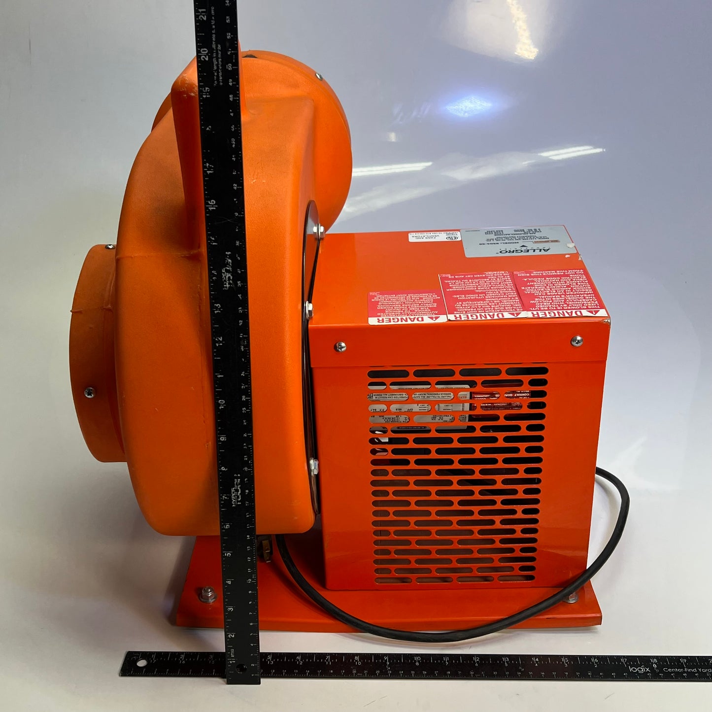 ALLEGRO Centrifugal High Output Blower W/ Attachments Orange 9504-50 (Pre-Owned)