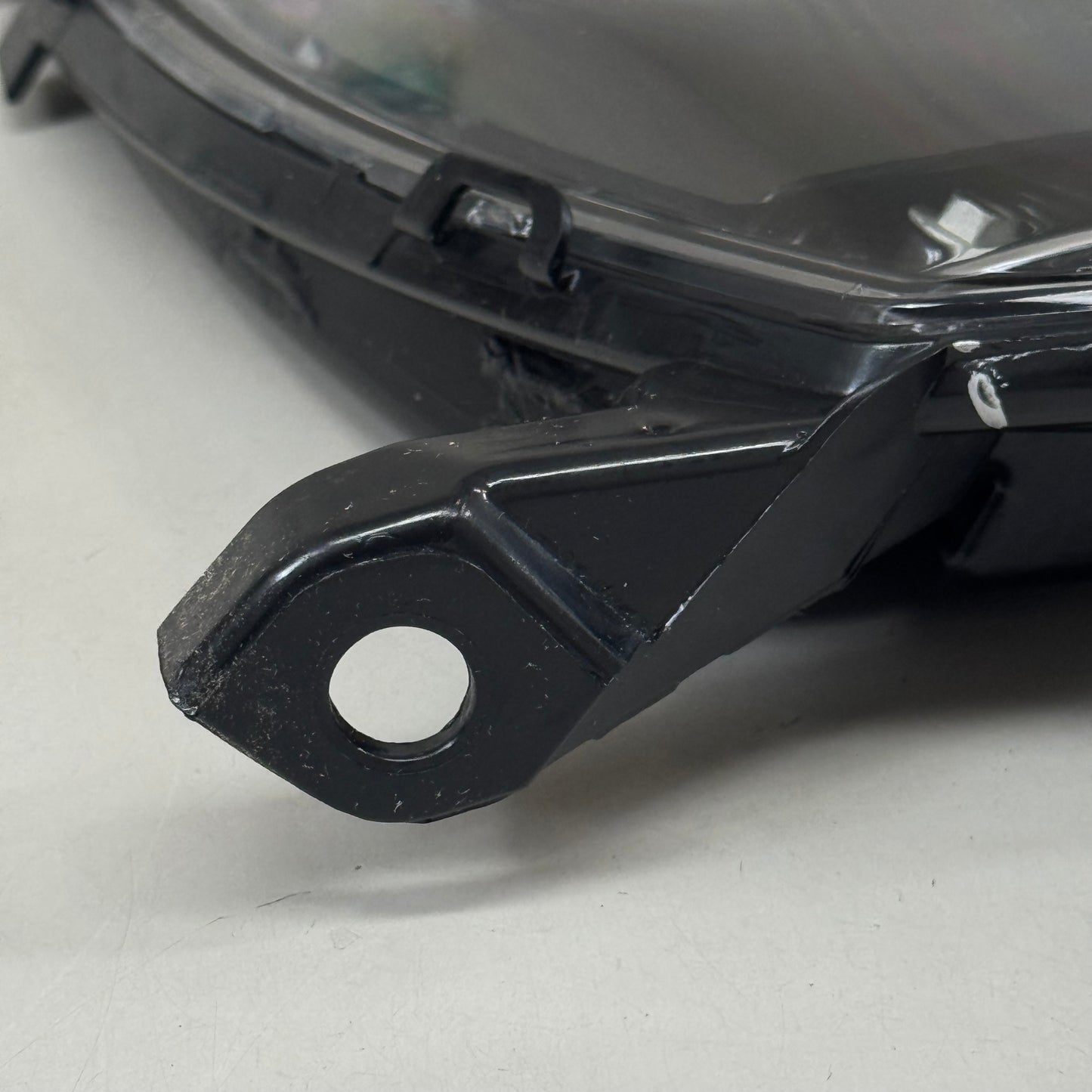 TESLA Front Fog Lamp Assembly Right Hand SAE Up Model S 00140145-23-0000