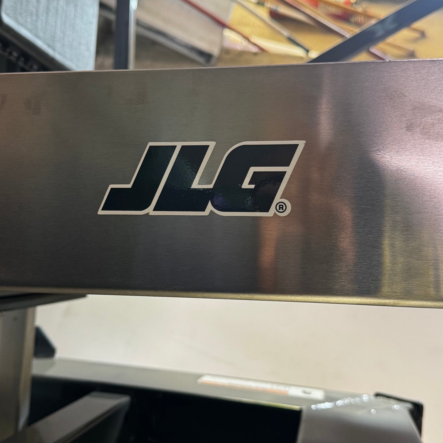 JLG Powered Portable Lift Max 352 Lbs  72"H x 50"W Grey NMB-001