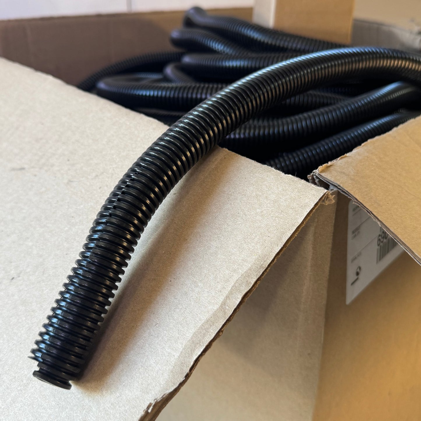 WAYTEK INC Split Loom Tubing 550 ft, Black LCP-750