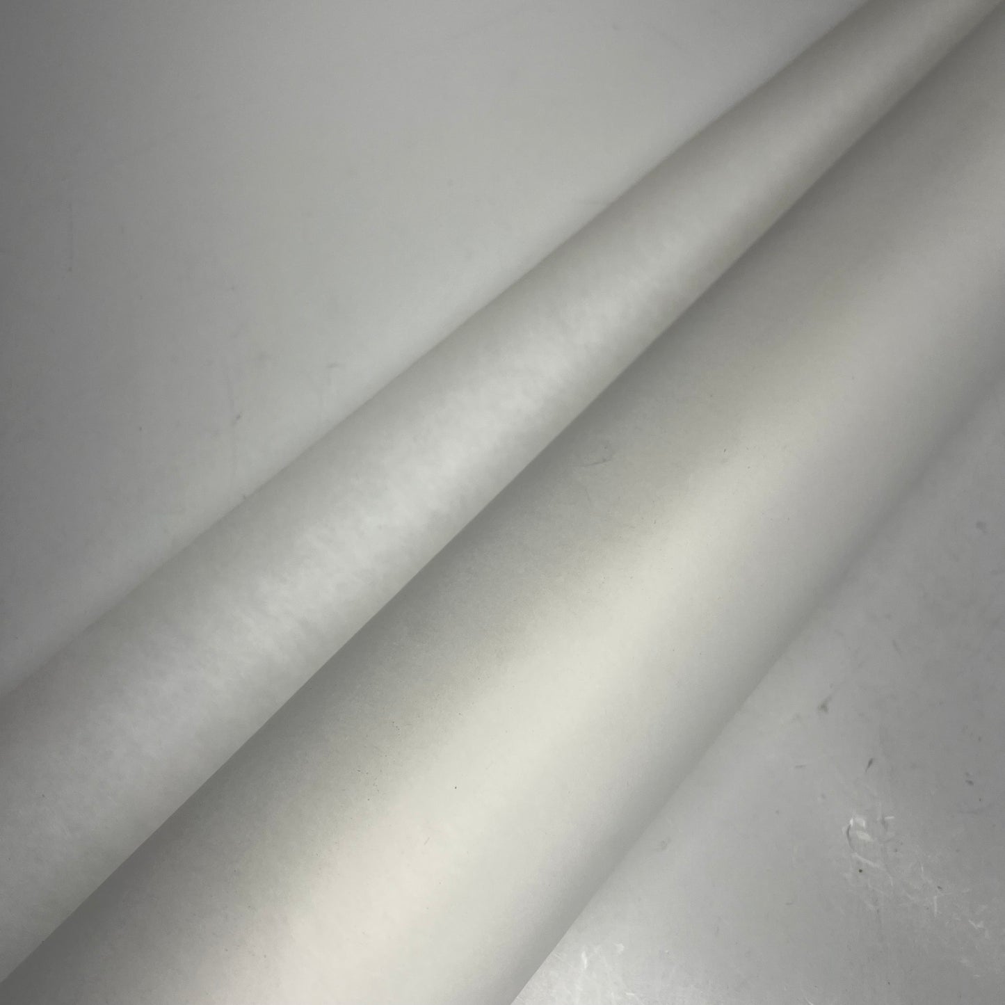 ART KRAFT Duo-finish Paper Rolls Heavy Weight  48"x200' White P0067004