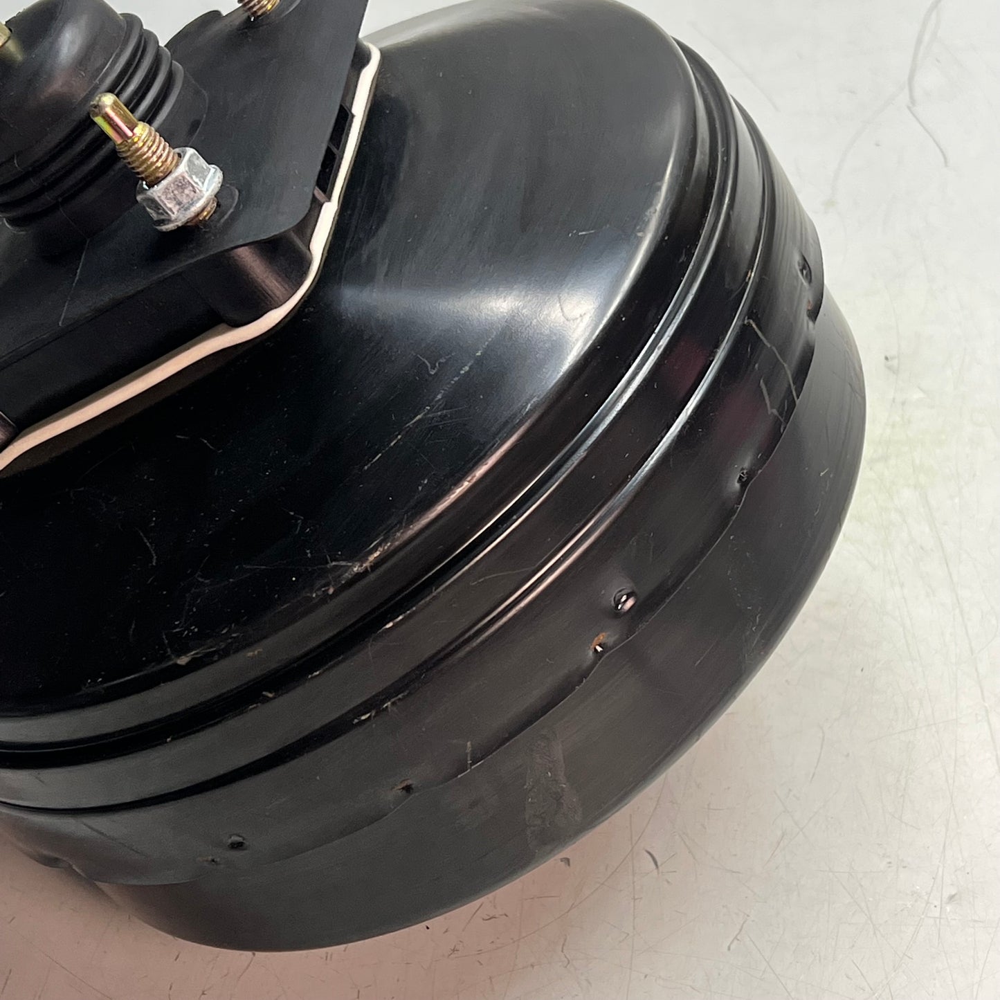 QUALITY BUILT Power Brake Booster Vacuum Standard Replacement B1340 (USED)