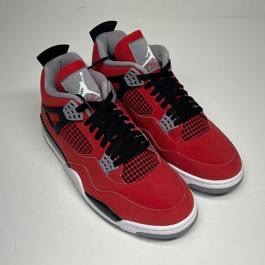 AIR JORDAN 4 Retro Toro Bravo 2026 Men's Sz 10 Fire Red/White/Black FQ8138 600
