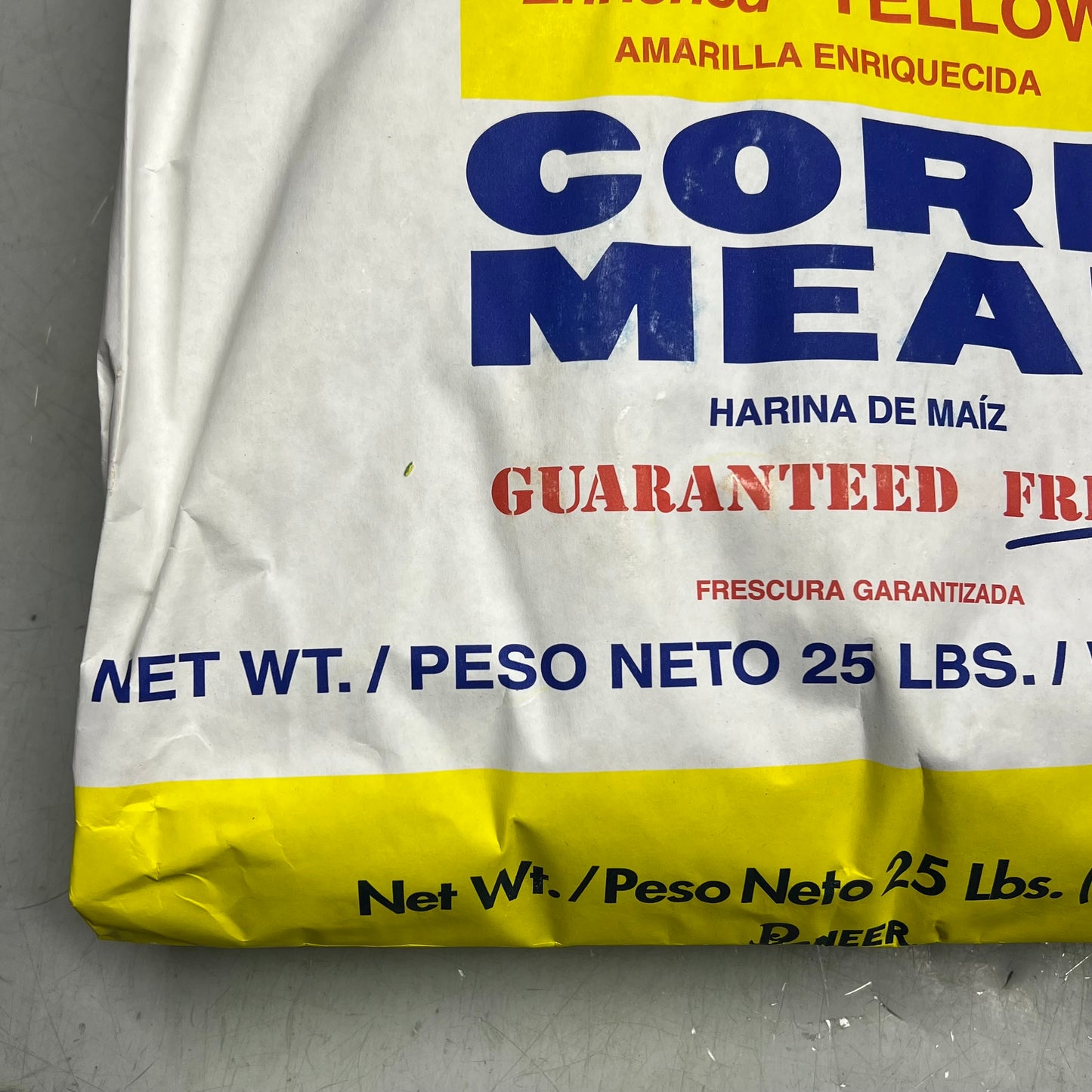 ZA@ PIONEER  Enriched Yellow Corn Meal Ingredient 25 lb Bag Yellow C