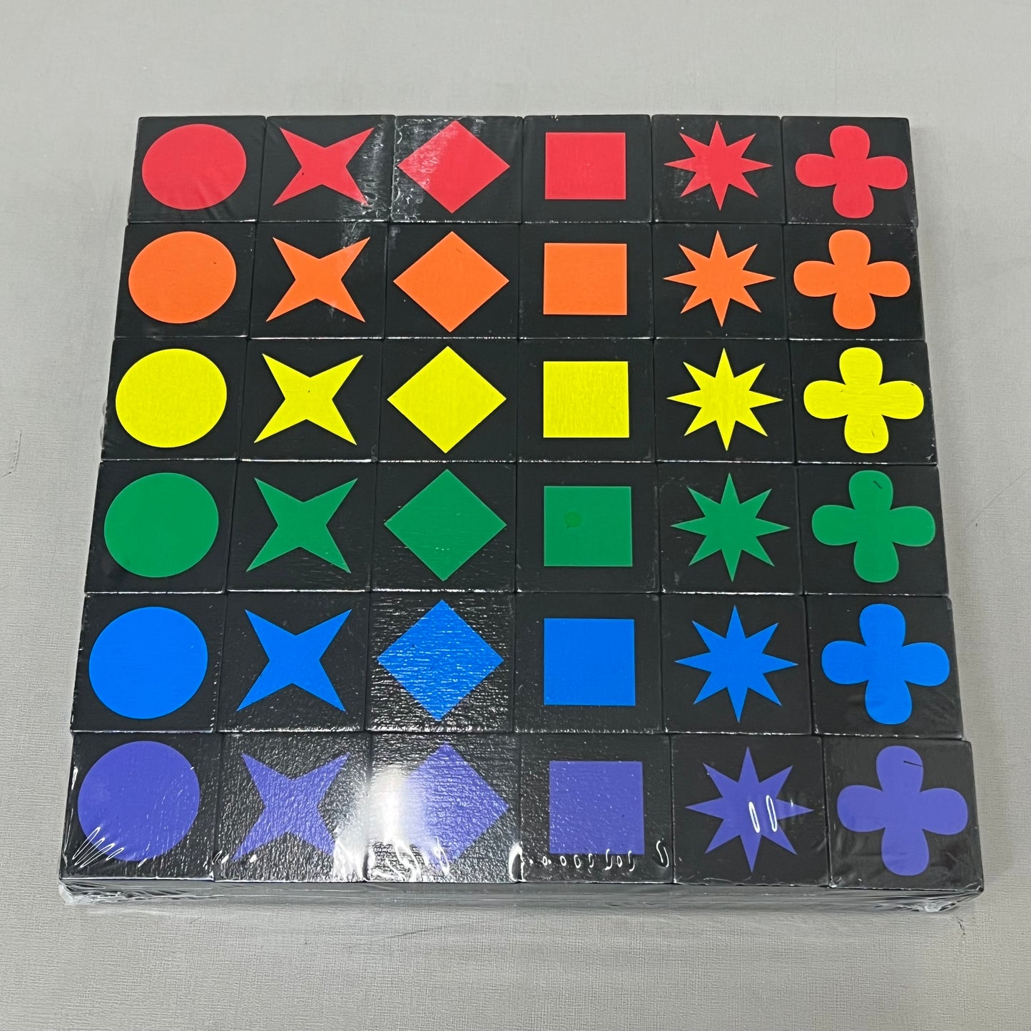 MINDWARE Education Strategy Qwirkle Board Game 108 Wood Tile New Damaged Box