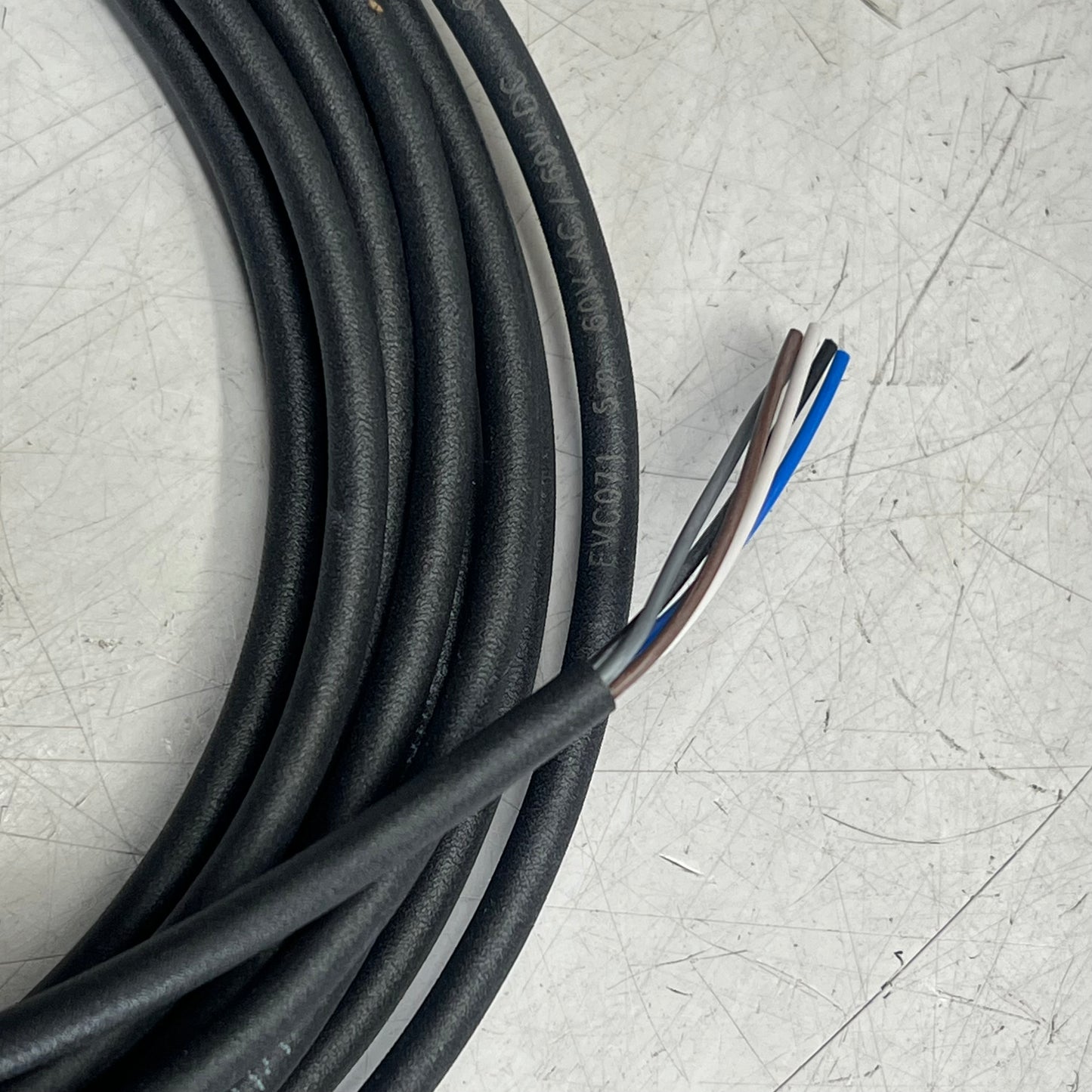 IFM  Electronic 5-wire Micro Dc Female Cordset Straight 22AWG  Black EVC071