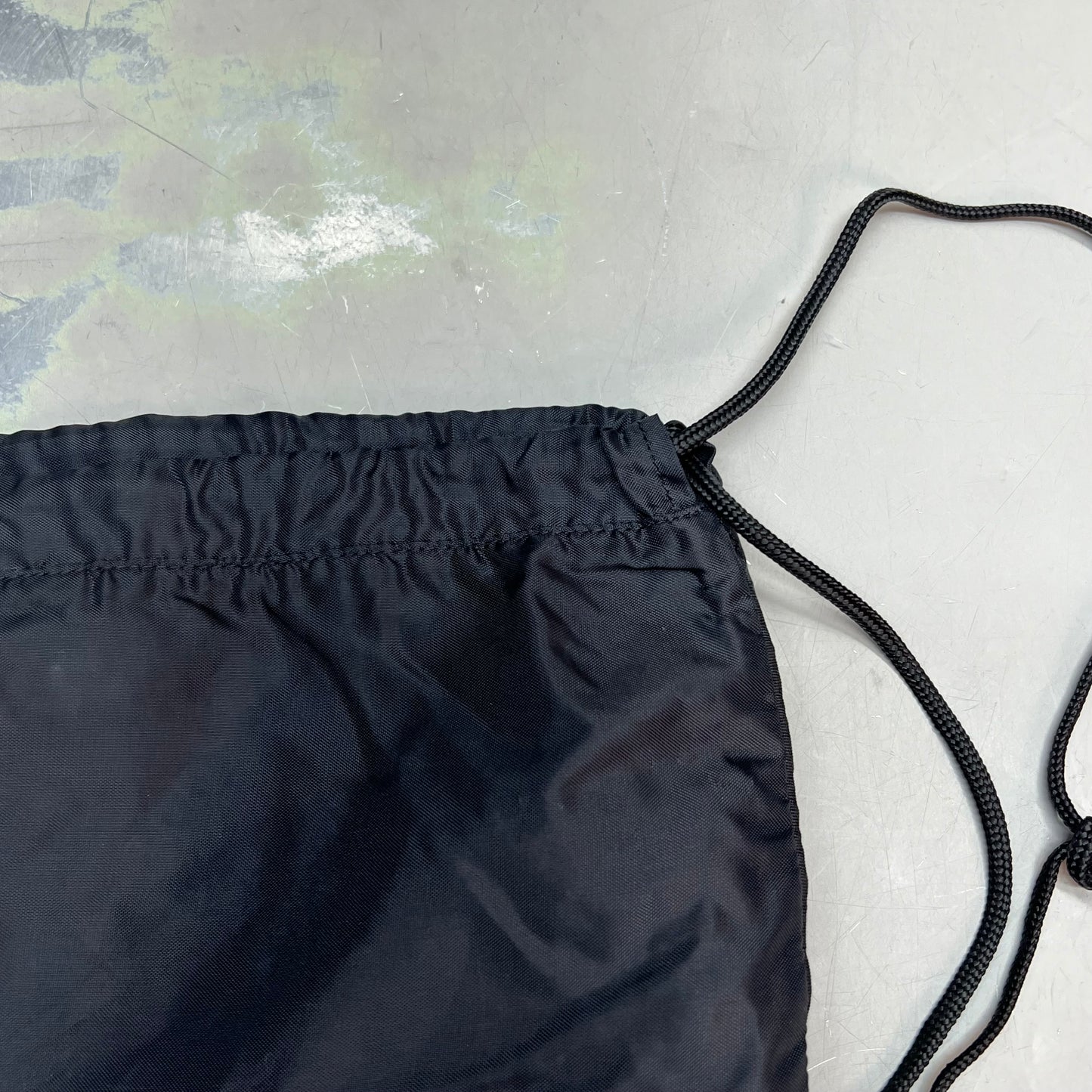 PUMA  Ferrari Drawstring Closure Bag 100% Nylon 18"x14" Black (Pre-Owned)