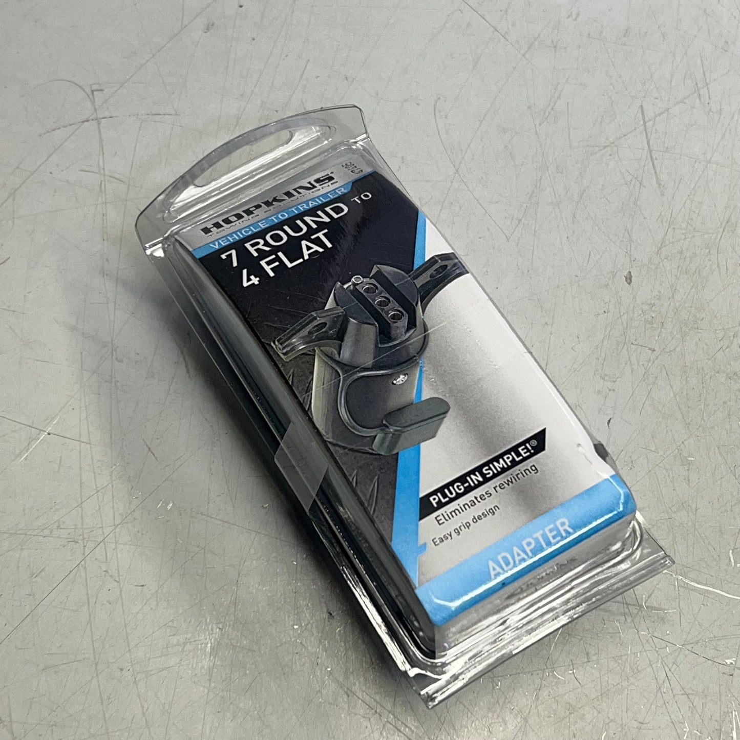 HOPKINS (3 PACK) 7 Round To 4 Flat Adapter Includes Dust Cover Black 47405