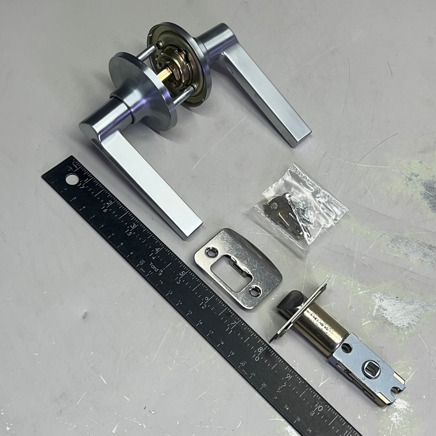 SCHLAGE Solstice Passage Lever Lock Adjust Latch 626 Satin Chrome SOL-626 J|10F