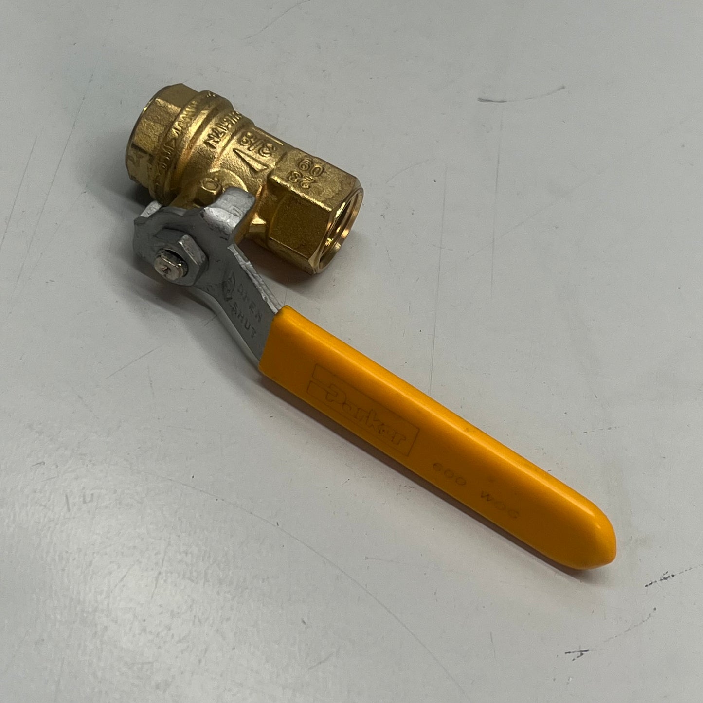 PARKER Fluid System Connectors Brass Ball Valve Economy 600 PSI V520P-6