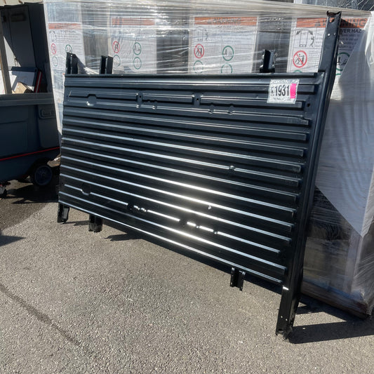 ZA@ Pallet of CLASSIC INDUSTRIES Truck Bed Floor Assembly for Ford F-series & Bronco 1973-79 TR11215A (AS-IS)