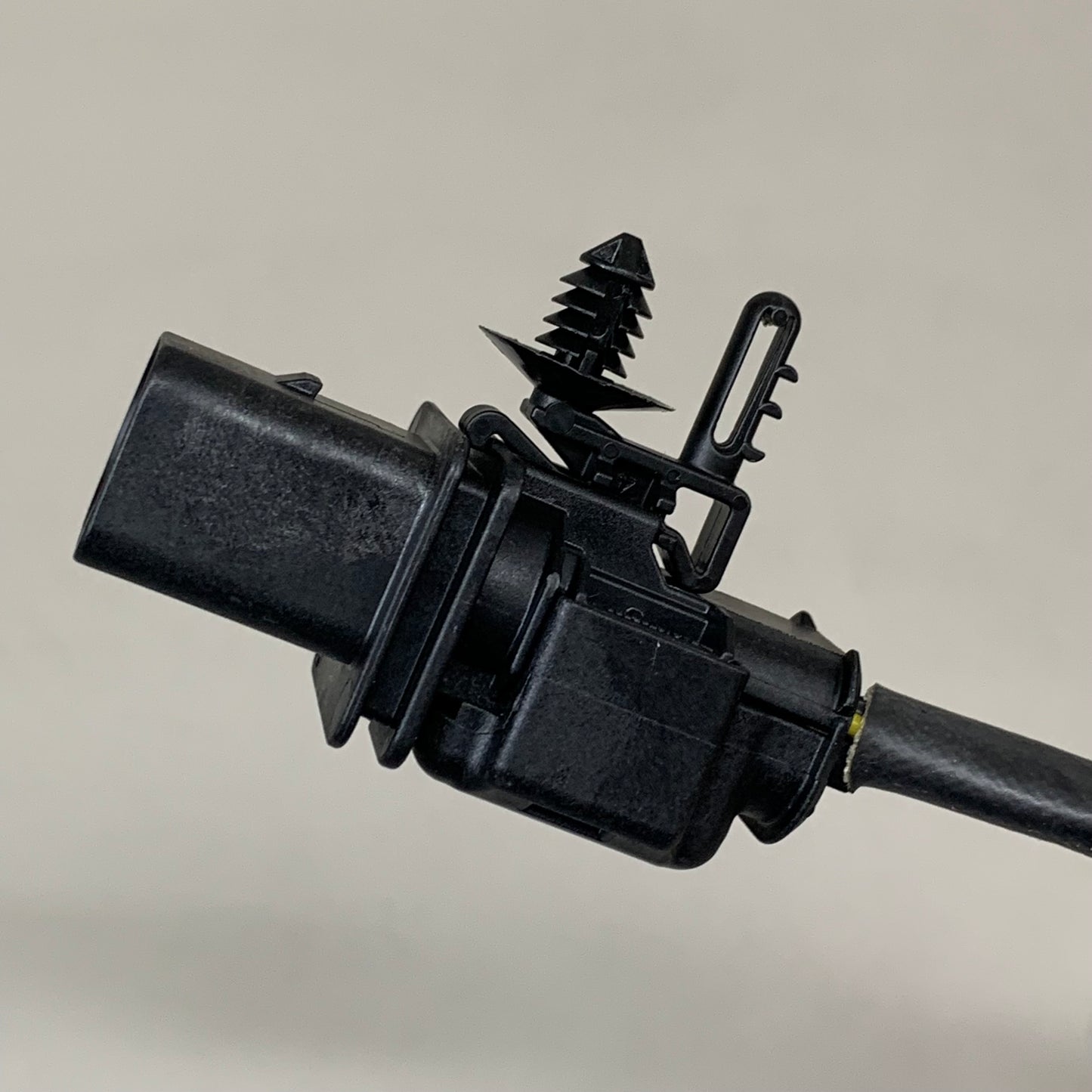 DENSO Oxygen Sensor for Ford Escape, Ford Fusion, Ford Focus, Lincoln MKX etc 2345097