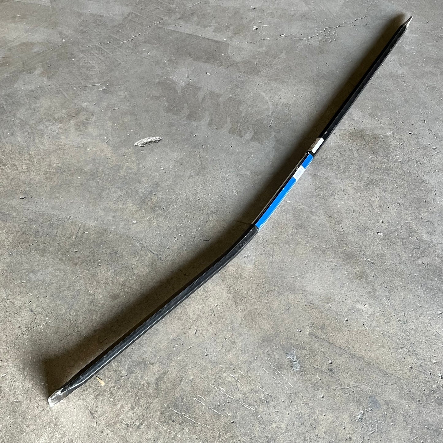 ZA@ SEYMOUR S400 Jobsite San Angelo Bar 71”x2” Black 85367 (AS-IS, Slightly Bent)