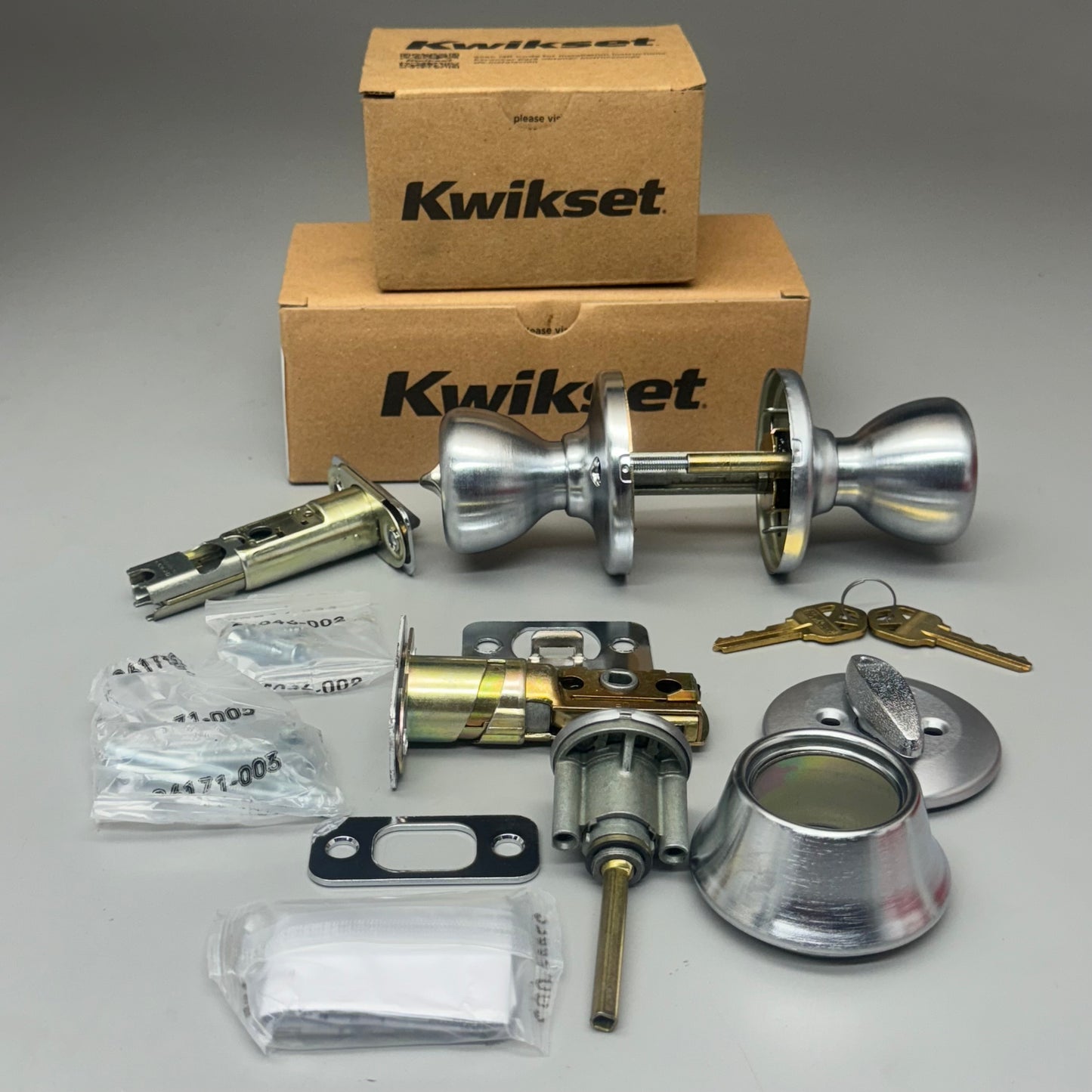 KWIKSET 690T Combo Keyed Entry Tylo Knob w/ Deadbolt 6 1/2”L Satin Chrome