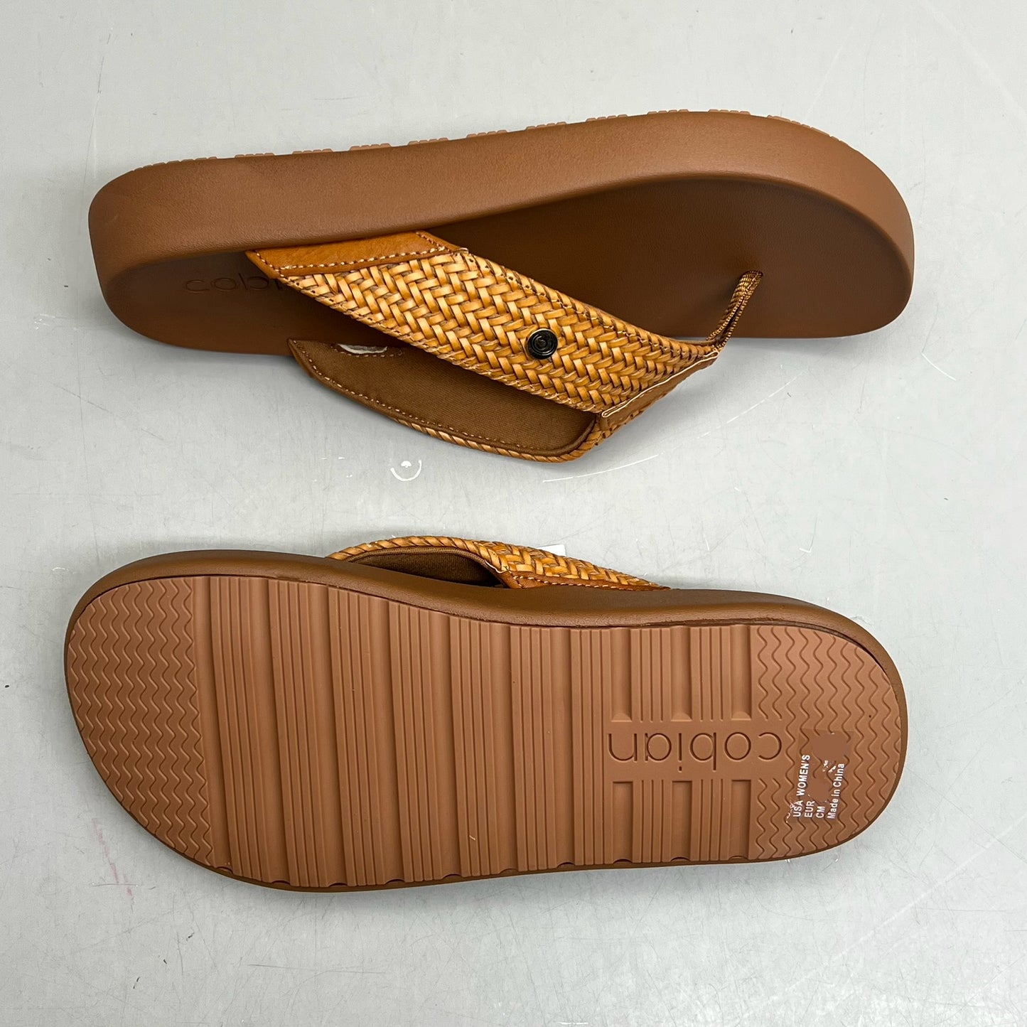 COBIAN Palmilla Braided Synthetic Leather Strap Sandals Women's Sz 6 EU 35.5 Tan PAL25-230-6