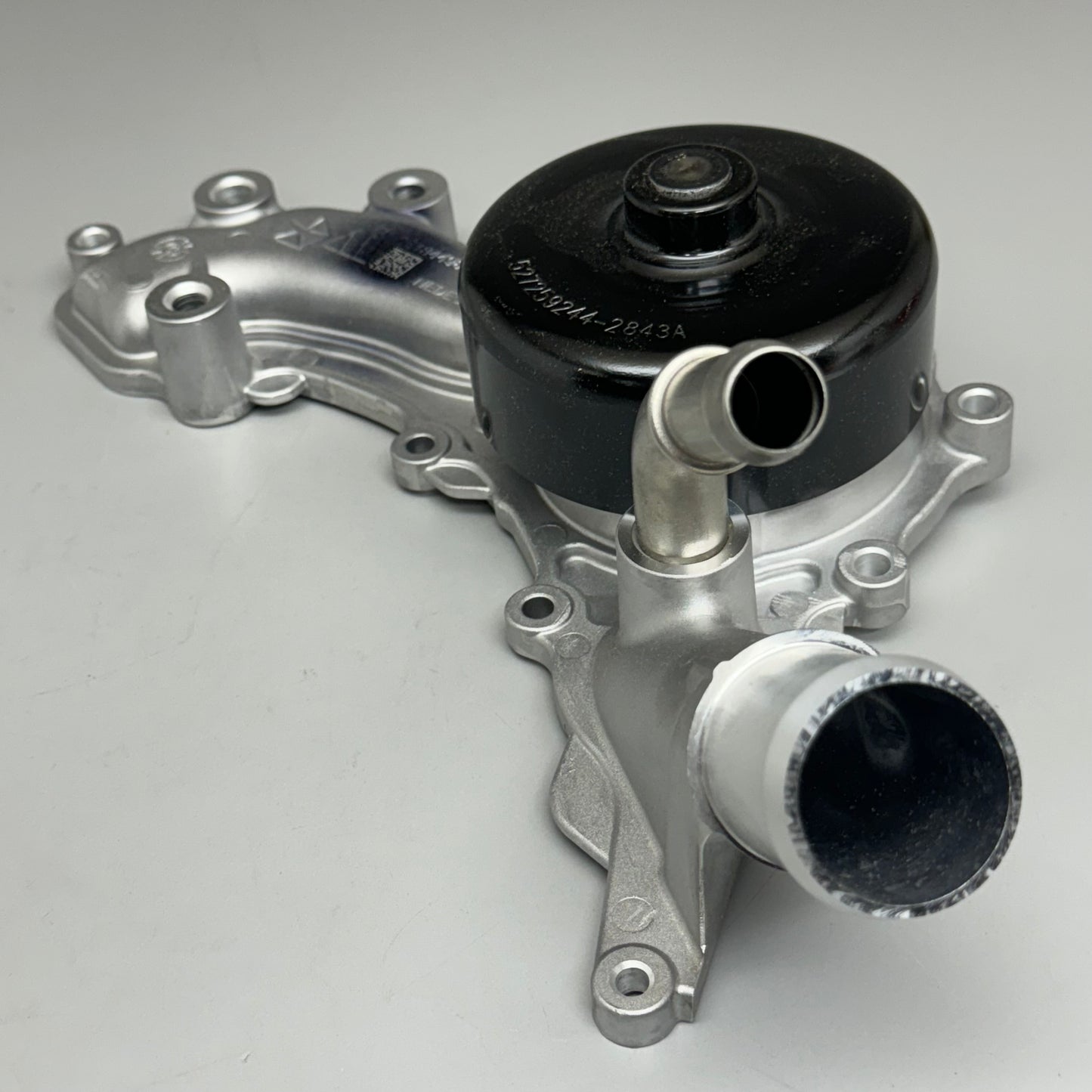 MOPAR GENUINE PARTS & ACCESORIES OEM Engine Water Pump 05184498AK