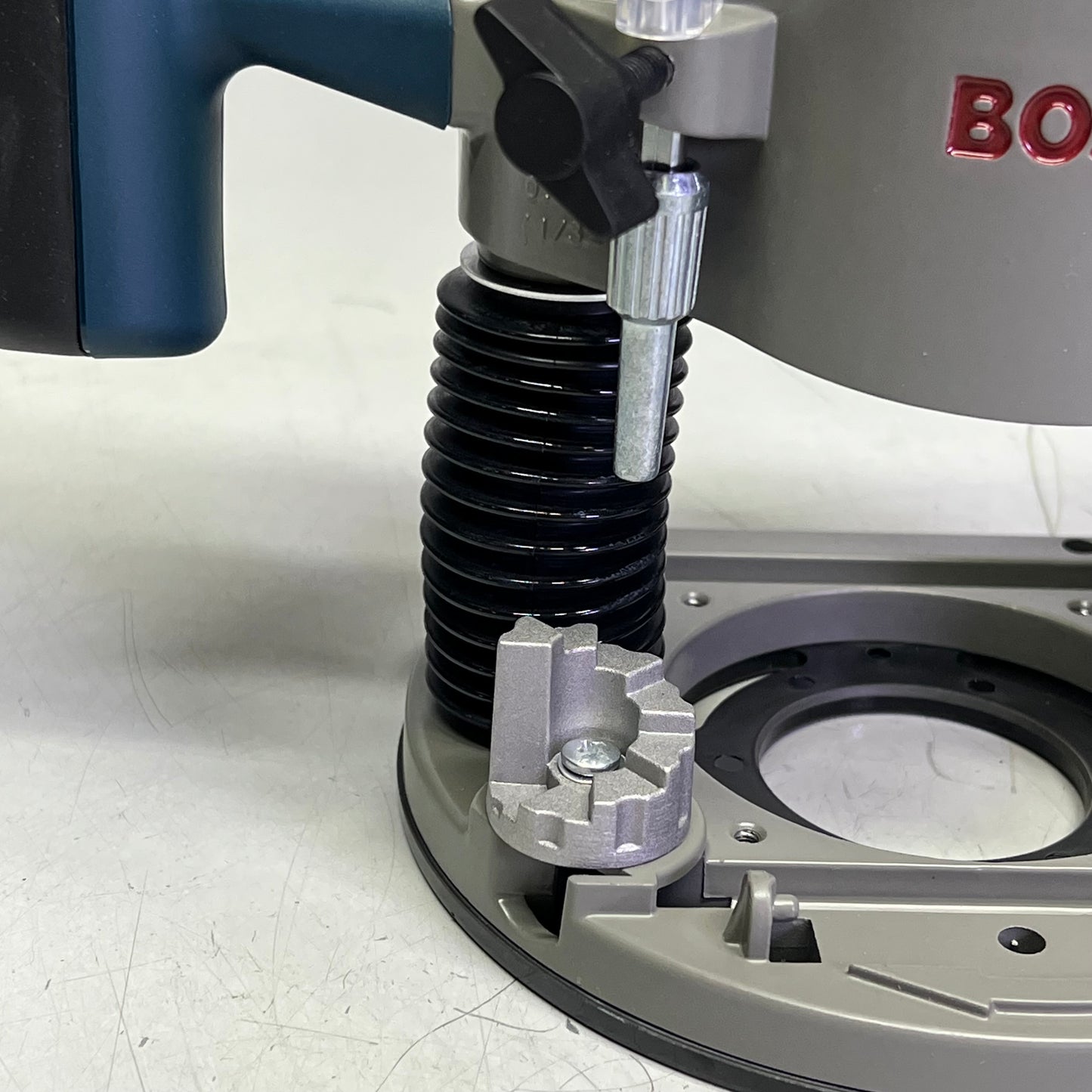 BOSCH Router Combo Pack W/ Hard Case 12 Amp 2-1/4 Horse Power 1617EVSPK