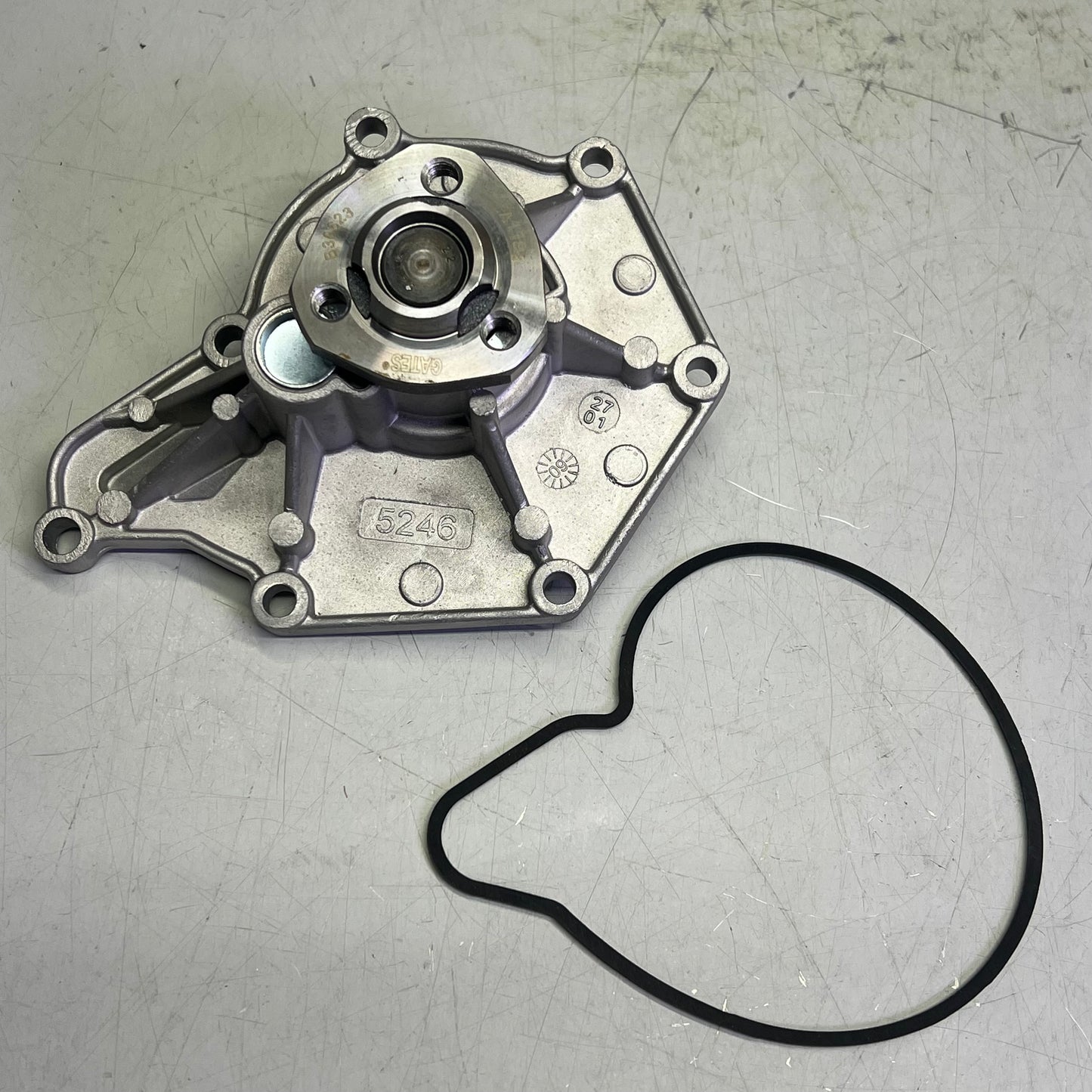 GATES OE Replacement Water Pump For Audi & Volkswagen Vehicle Models 41194