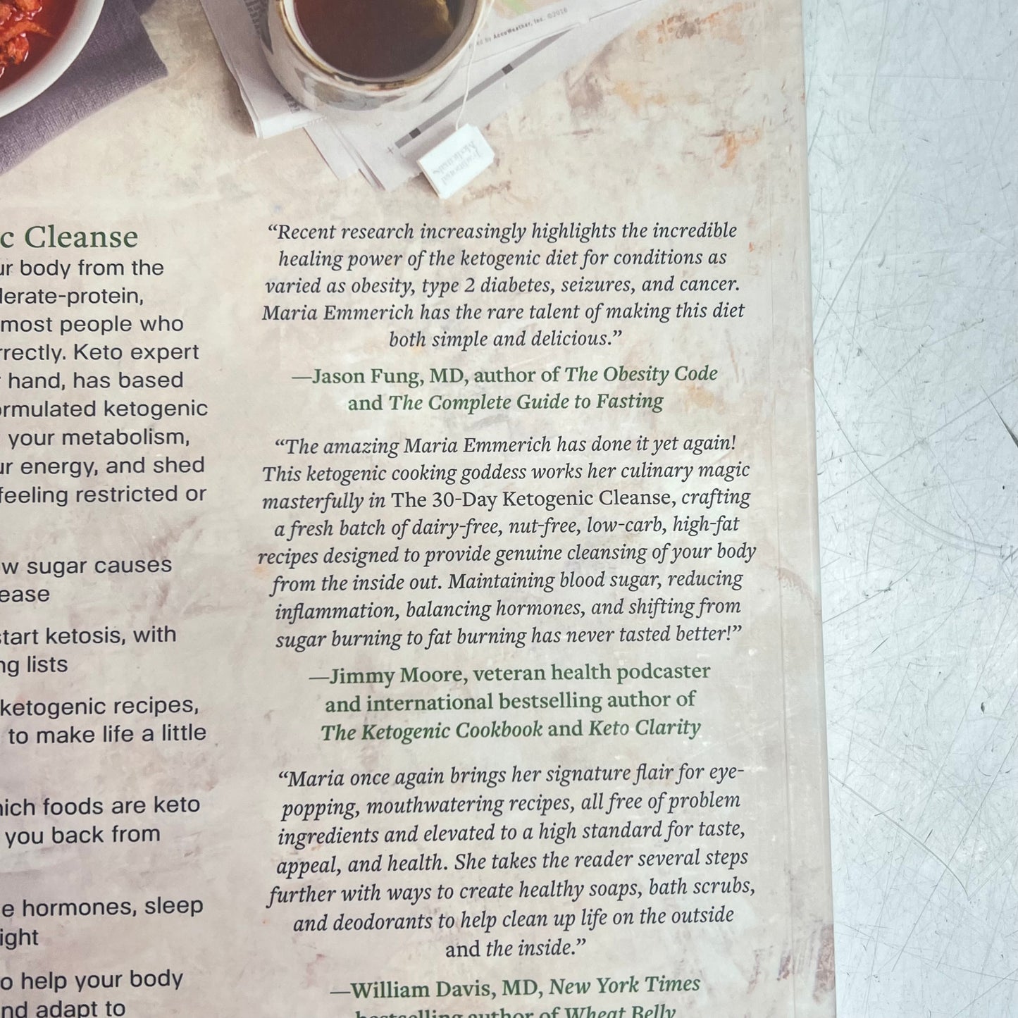 THE 30 DAY KETOGENIC CLEANSE  160 Tasty Whole Food Recipes Paperback Book