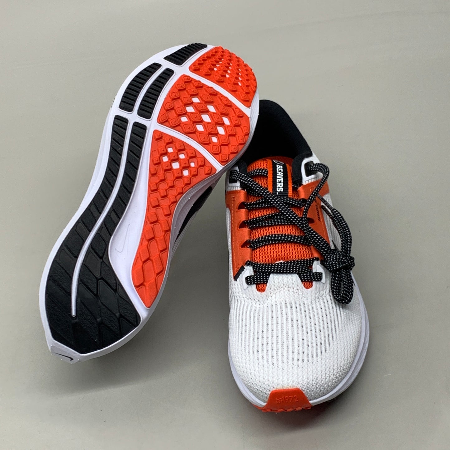 NIKE Zoom Pegasus 40 Oregon St White Team Orange & Black 5 W 3.5 M DZ5954-100