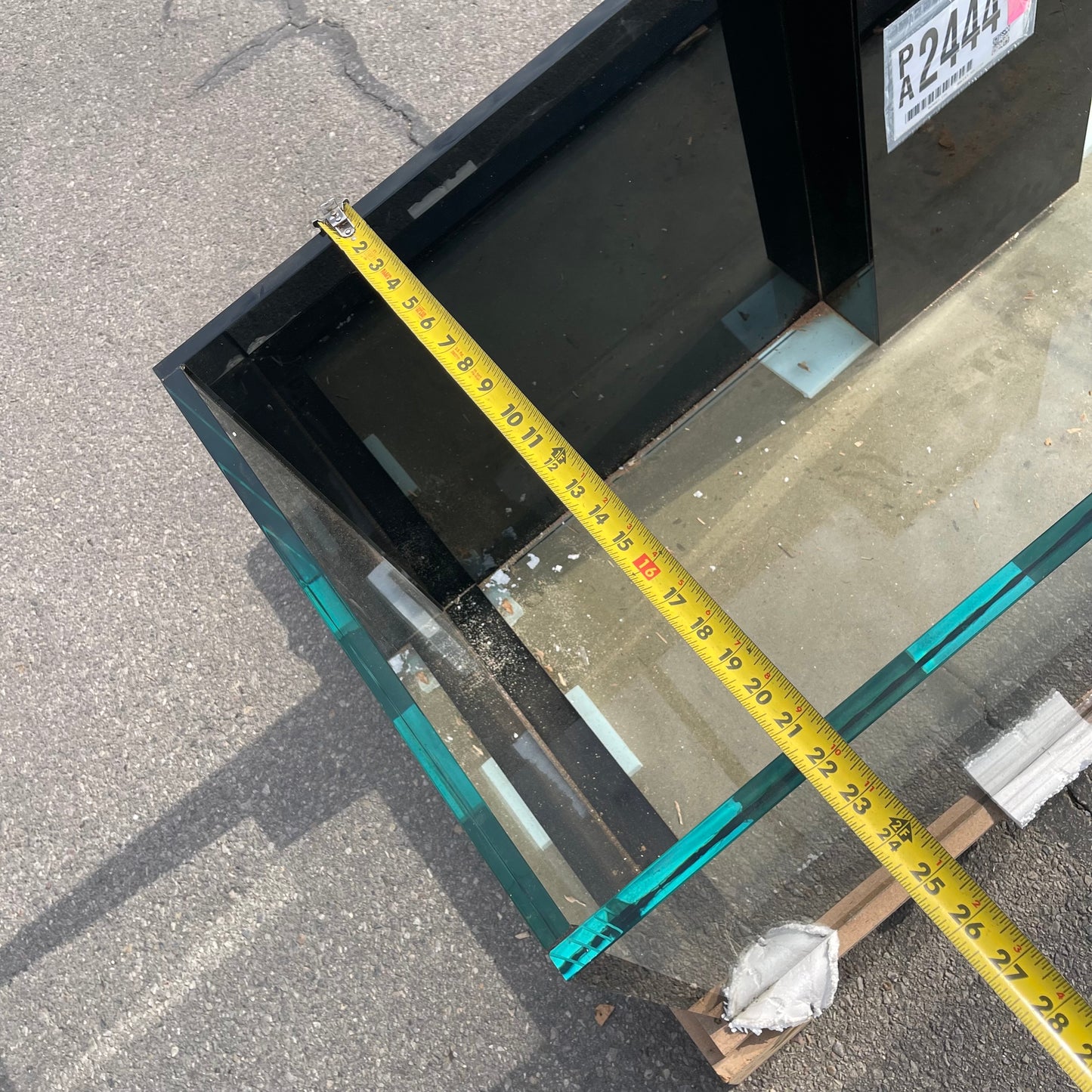 ZA@ Pallet of MARINER Aquarium M130 Water Tank 60"x22"x22" (AS-IS)