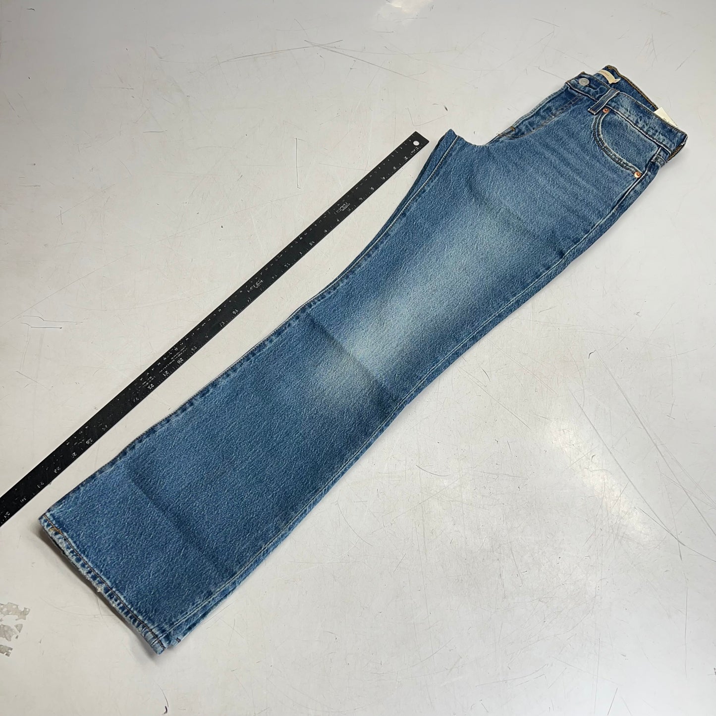 LEVIS High Rise Wedgie Bootcut Jeans Women's Sz 26x32 Fair Point Psk A87100002