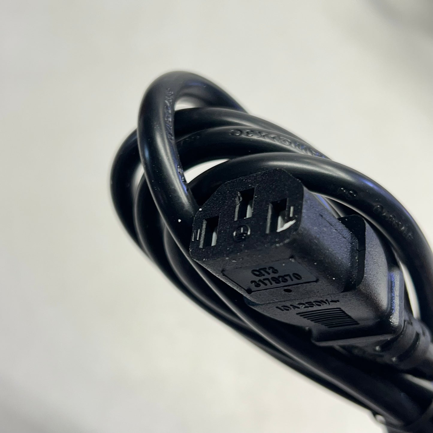 HANGZHOU WEIGUAND ELECTRONIC Automatic Charger (discontinued) 110V 2025 KZA1215