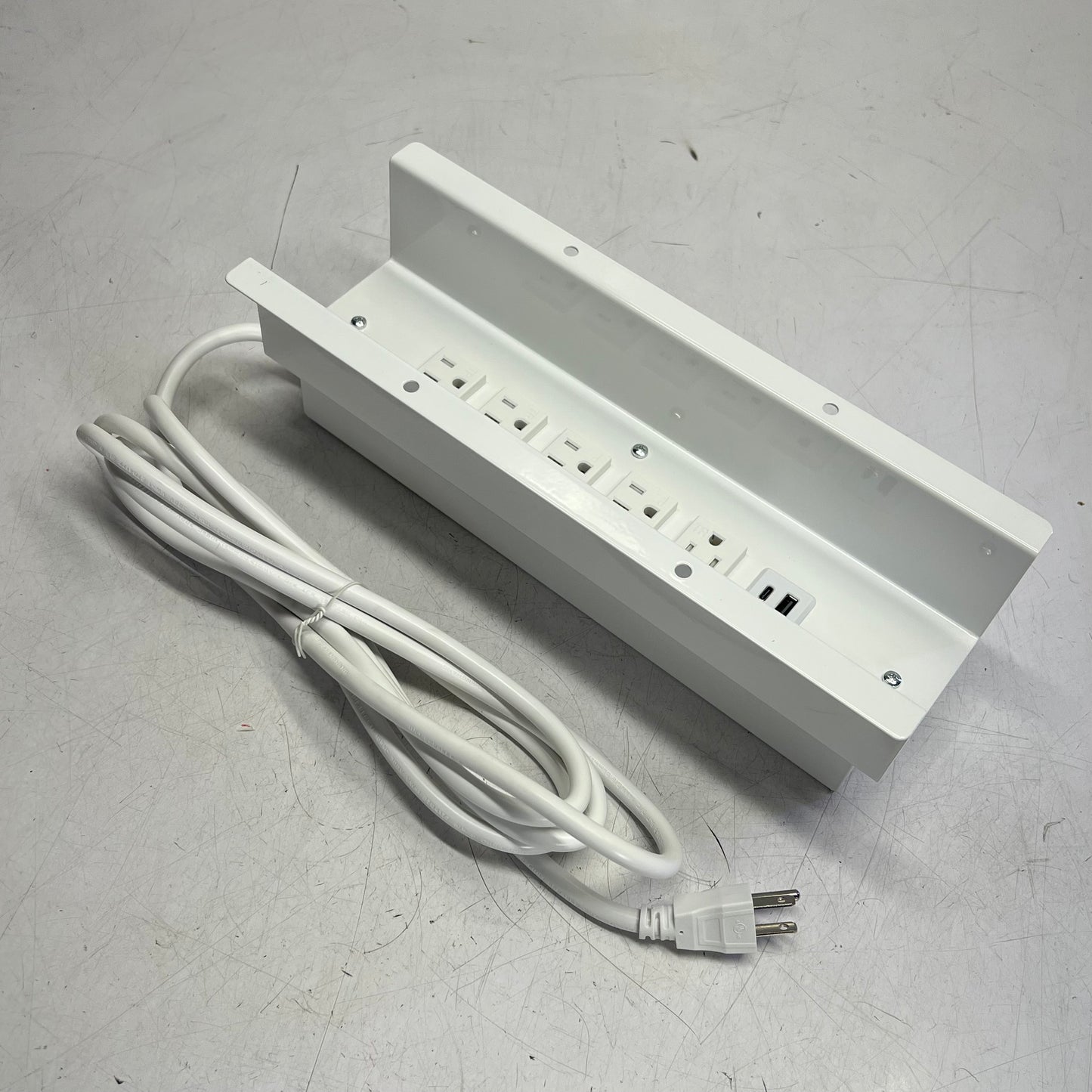 BRANCH In-Desk Power Outlets & Usb Powder Coated Steel  120V  13-11-00-00