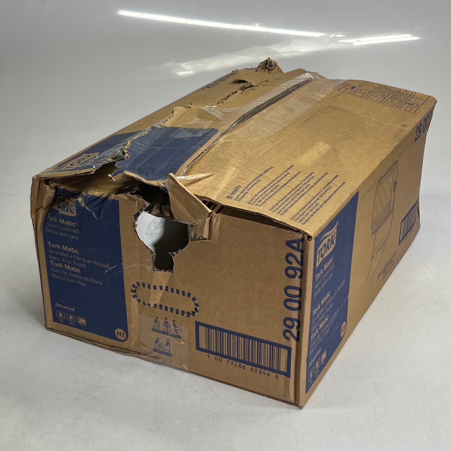 ZA@ TORK (6 ROLLS) Hand Towel Roll, White 7.7"W x 525 ft. 290092A (New Other, Distressed Box)