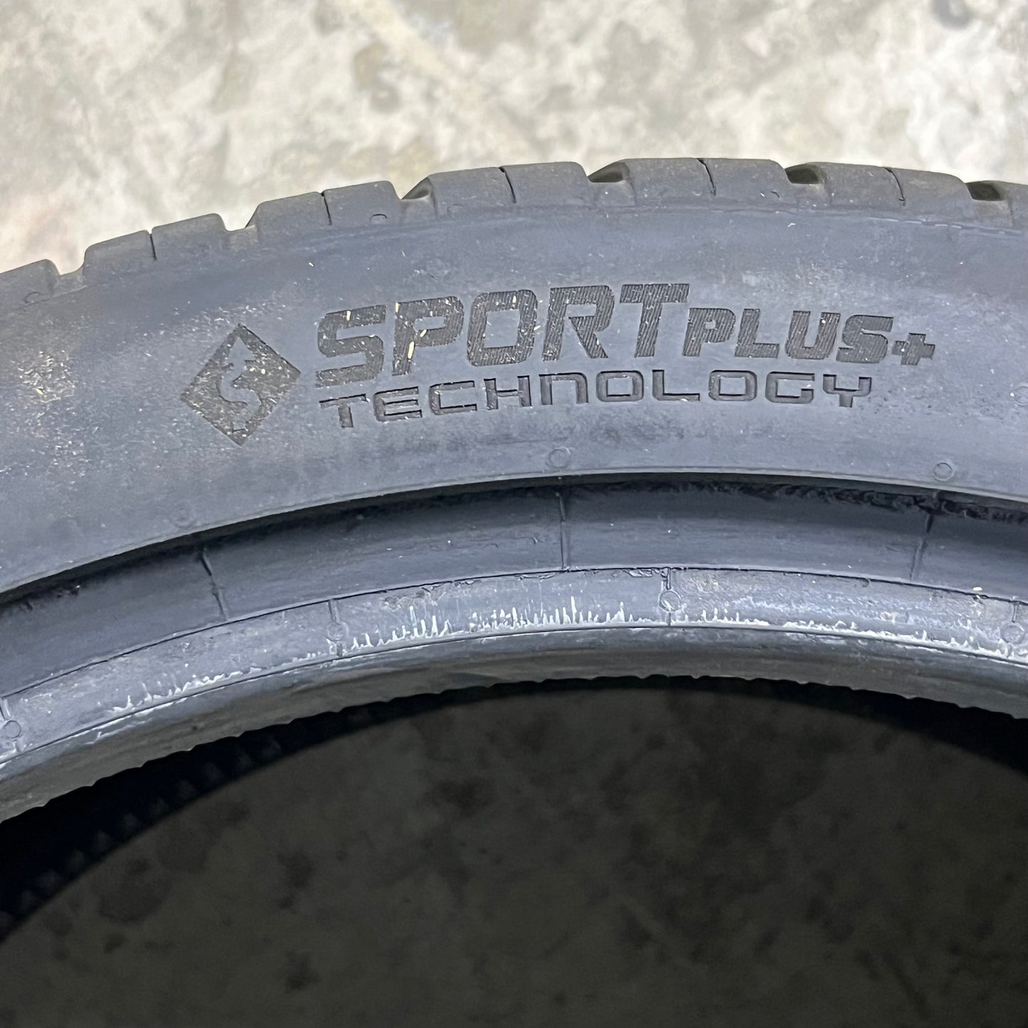 CONTINENTAL SportPlus Tire Sz 285/30ZR19 98Y XL (Used)