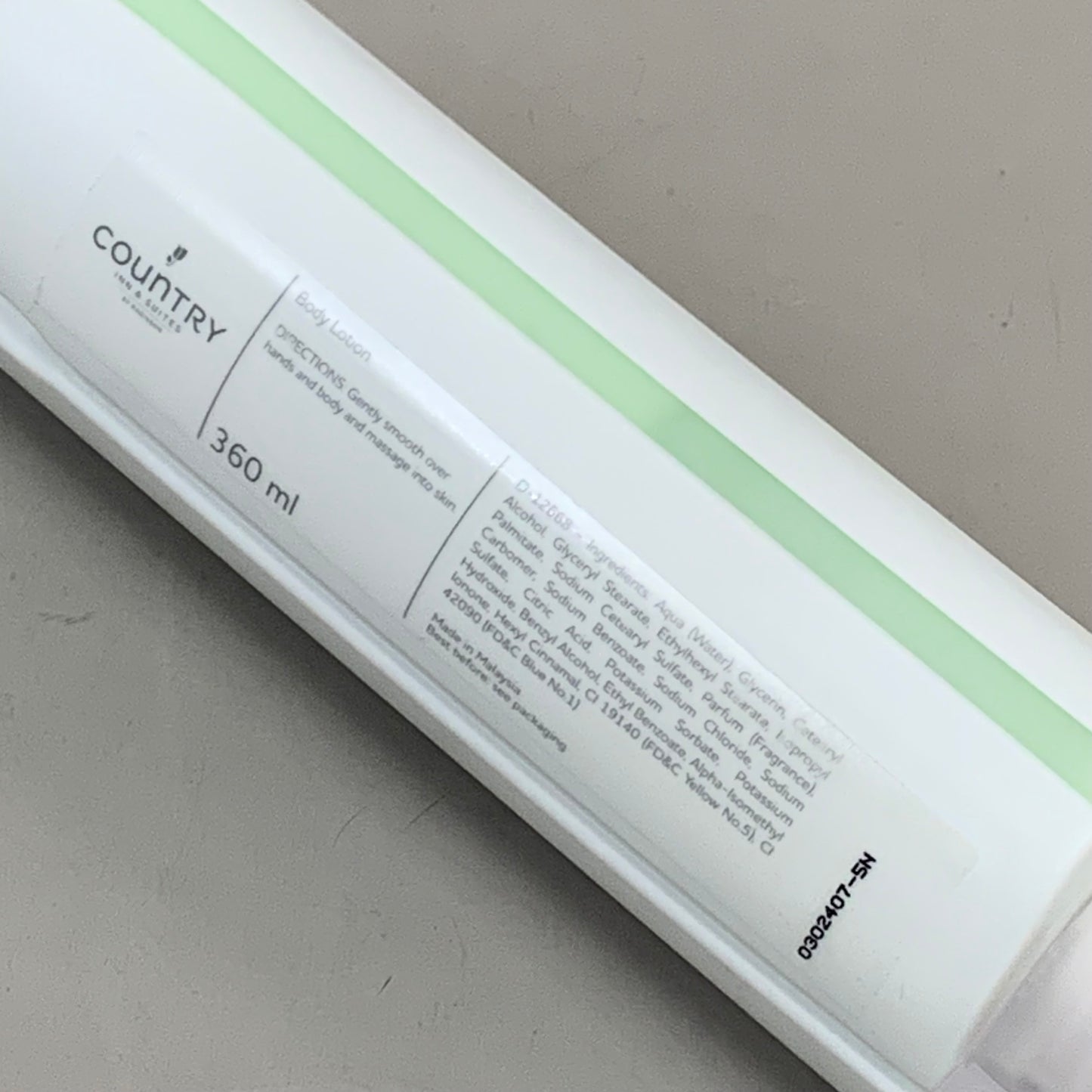 COUNTRY INN & SUITES (10 Pack) Body Lotion W/ Dispenser Top  360ML White