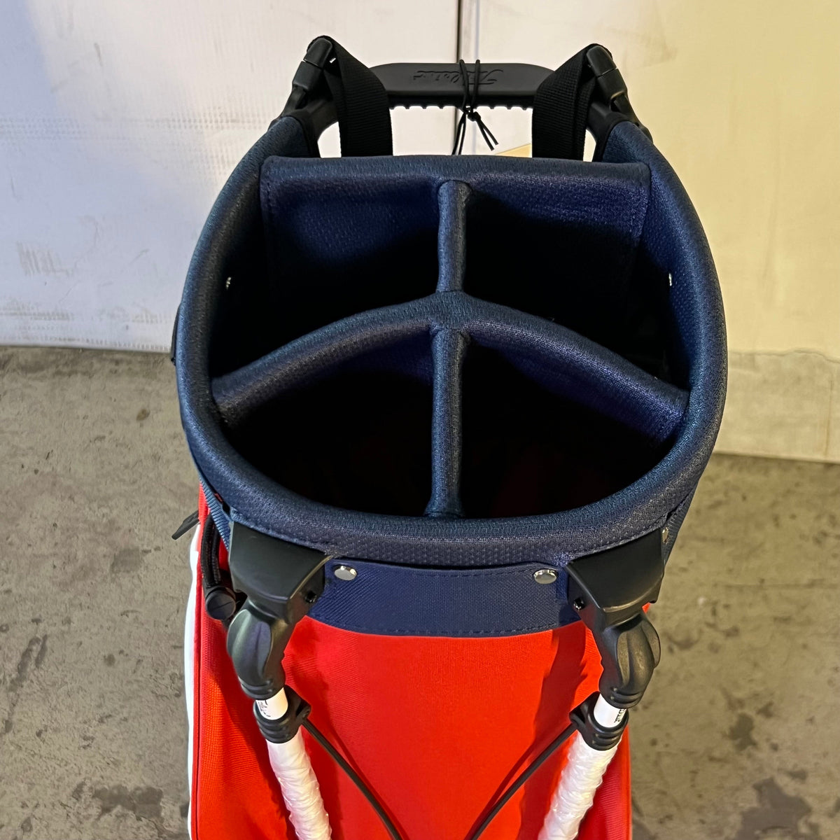 FITLEIST Players 5 Stand Bag Sz 34.5"H X 10"L X 8.5"W - Navy & Red TB23SX8-461