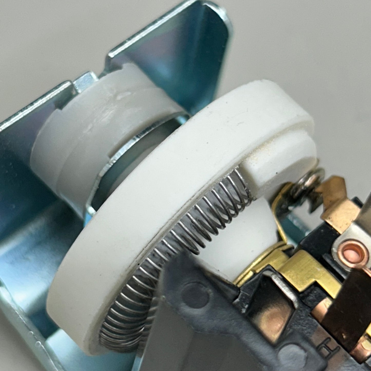 CARQUEST Headlight Switch Interruptor Replacement Part 5251005 (New Other- Slightly Distressed Packaging)