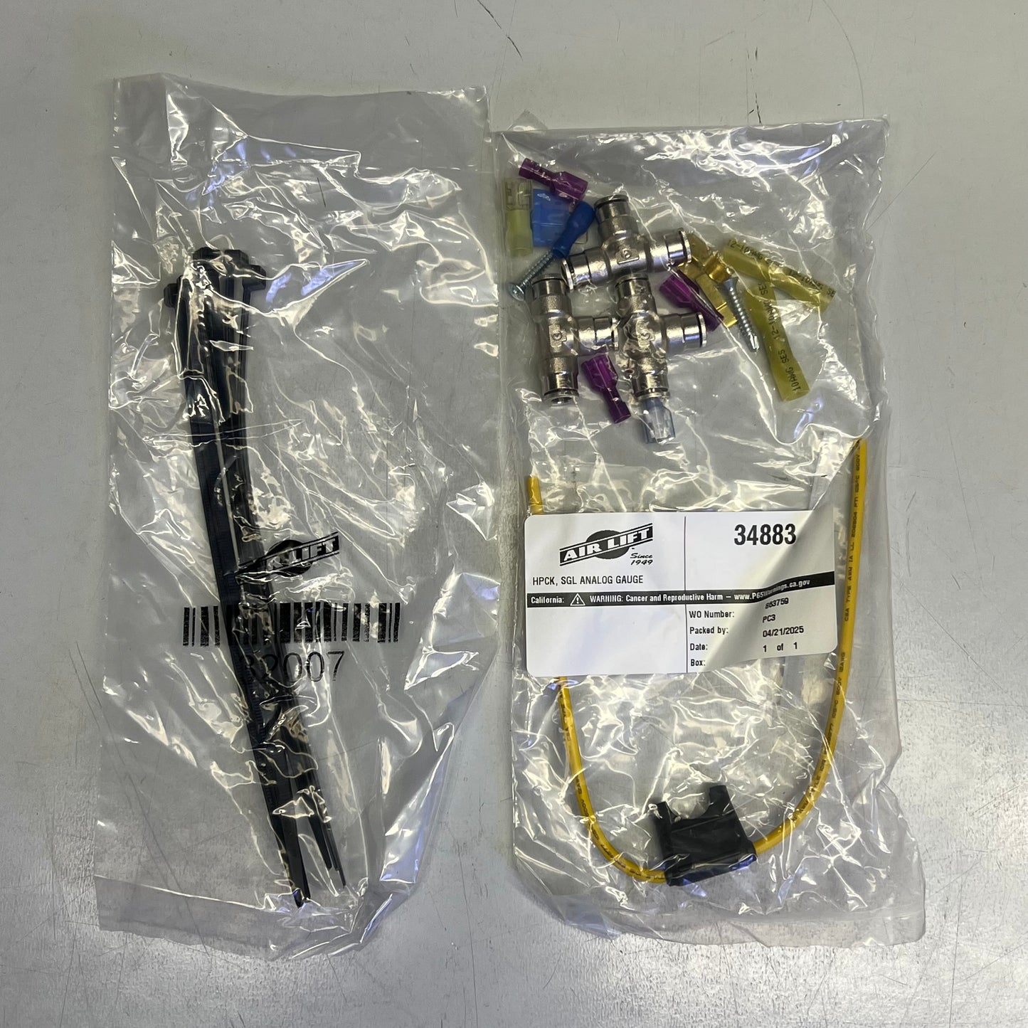 AIR LIFT Compact Easy Mount In Cab Heavy Duty Load Controller Single 25854