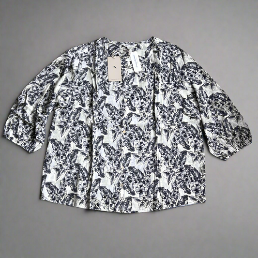 TOMMY BAHAMA Women's Tulia Blooms Top 3/4 Sleeve Coconut Size L (New)