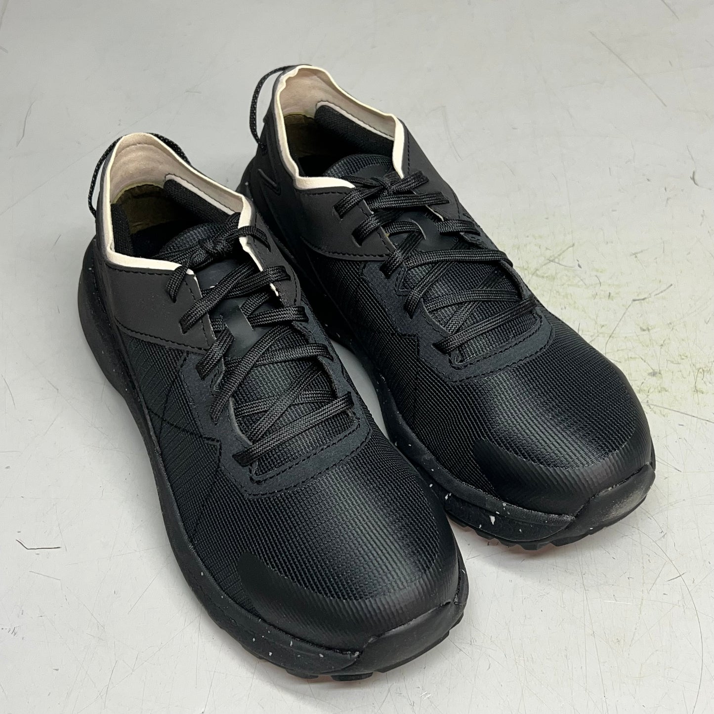 RED WING Safety Toe Slip Resistant Antimatter Shoe Women's Sz 7 M Black 5172