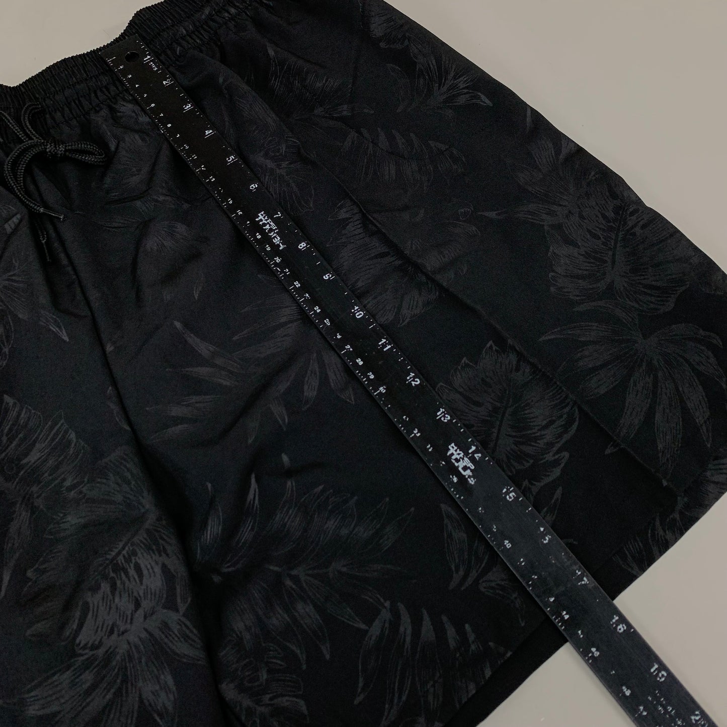 RAYA SUN Stretch Swim Style Shorts W/ Flower Design Women's 2X Black/Gray