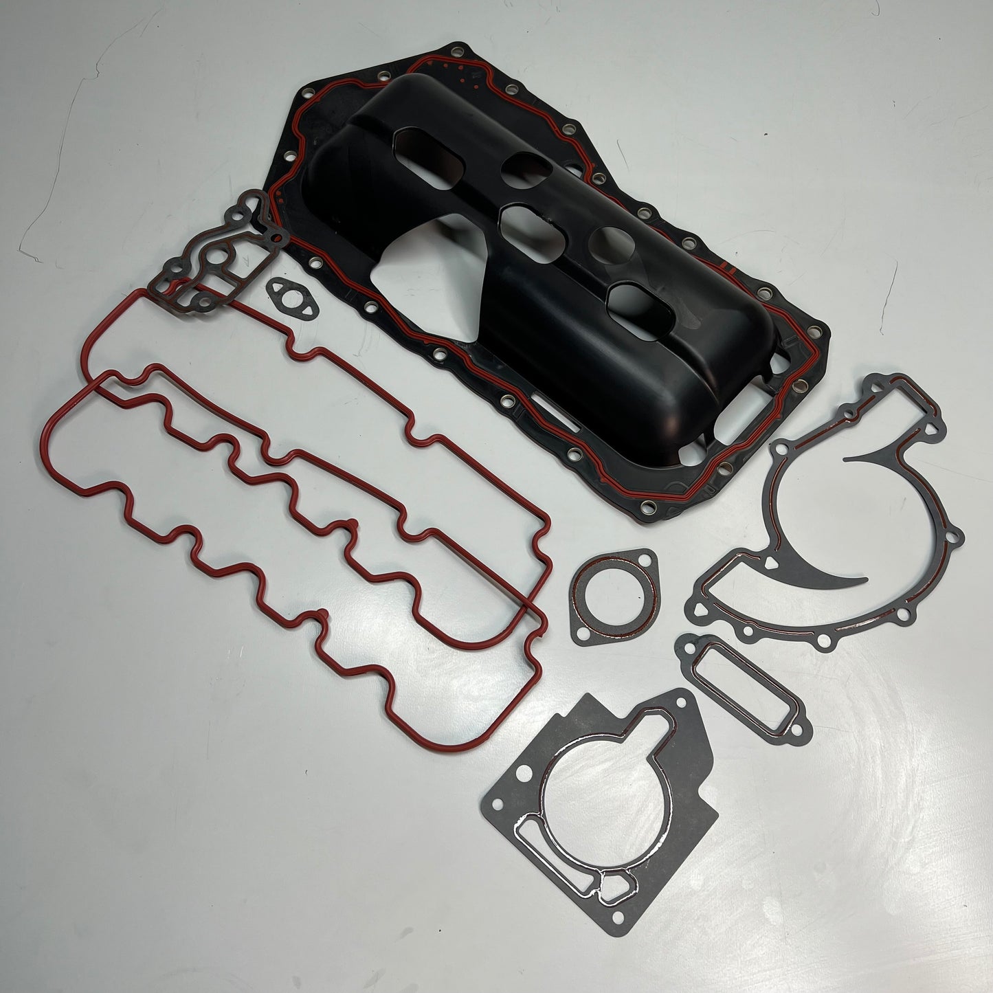 MAHLE Engine Gasket Set For Buick, Chevrolet & Pontiac Made In USA Part 95-3667