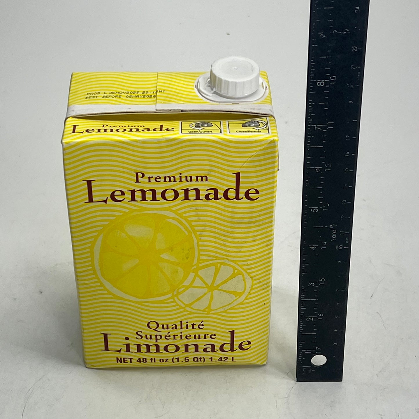 ZA@ STARBUCKS (3 PACK) Premium Lemonade Beverage 48 fl oz per Carton BB 05/26 (As-Is)