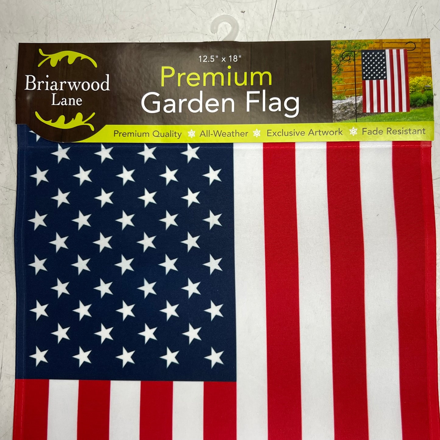 BRIARWOOD LANE United States of America Garden Flag Sz 12.5" x 18" Red & White G00868