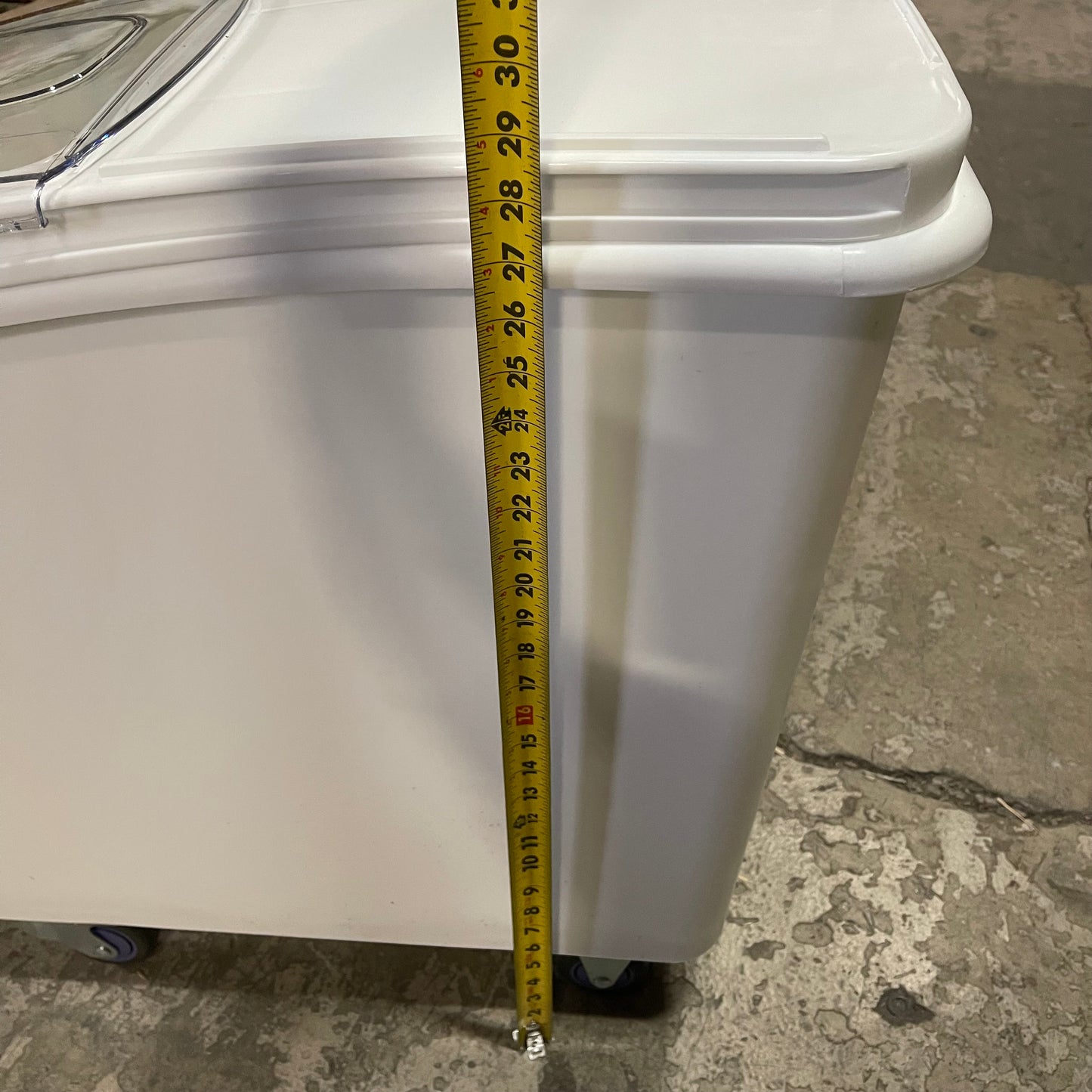 BAKER’S LANE Mobile Ingredient Bin 21 Gal White 176BIN21GL