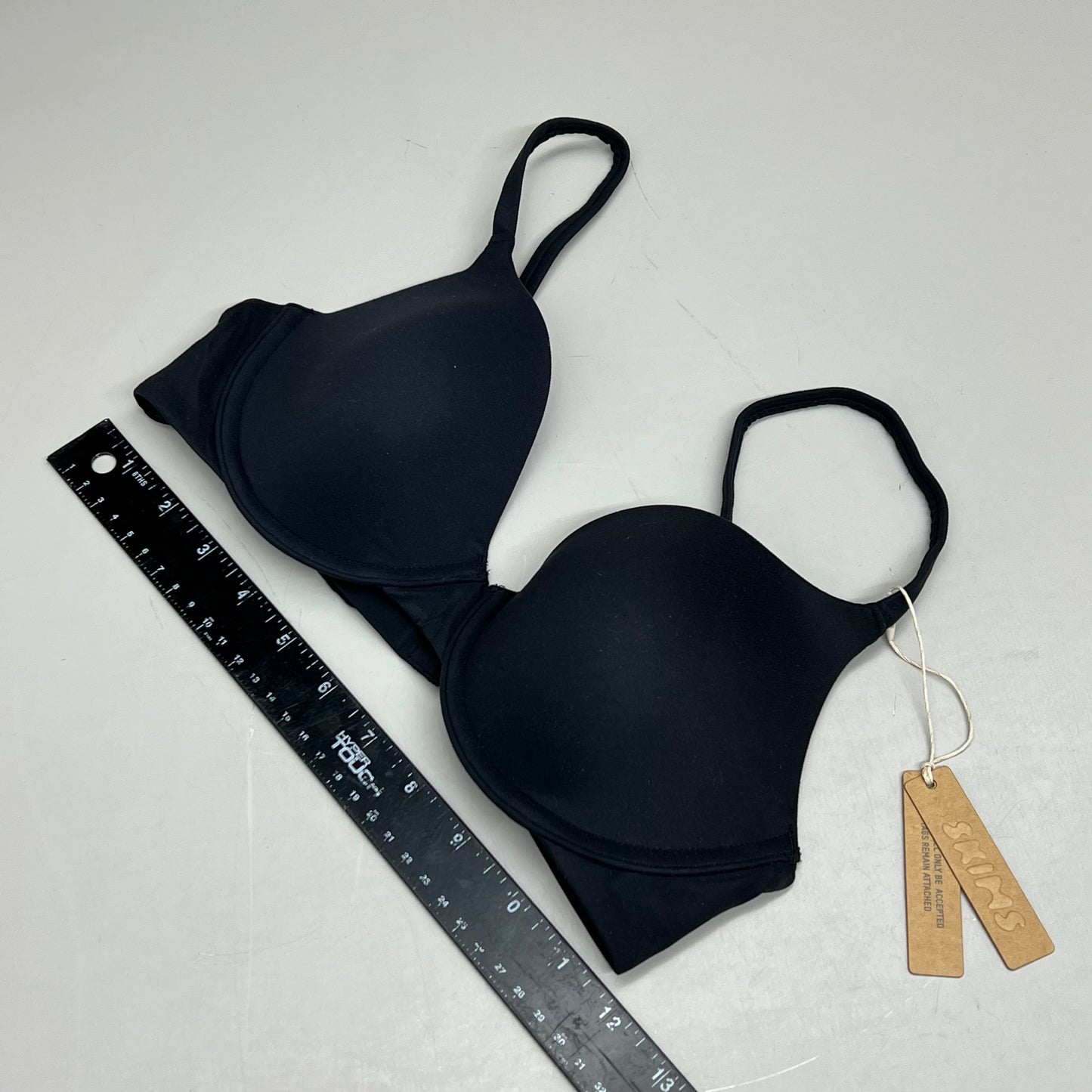 SKIMS Buttery Soft Fits Everybody T-Shirt Bra Women's Sz 32C Onyx BR-TSH-0023