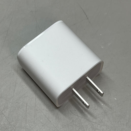 APPLE Fast Charging USB-C Power Adaptor 20 Watt White MHJA3AM/A (Return)