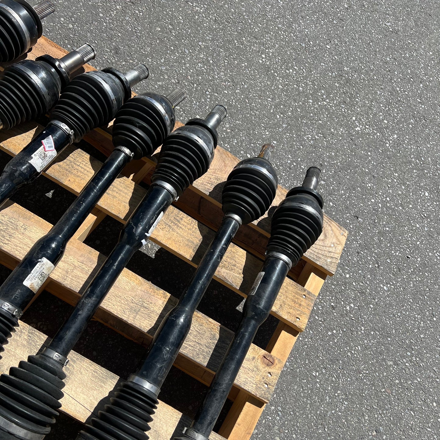 ZA@ Pallet of RIVIAN Assorted Drive Shafts W/ Different Conditions  (AS-IS)