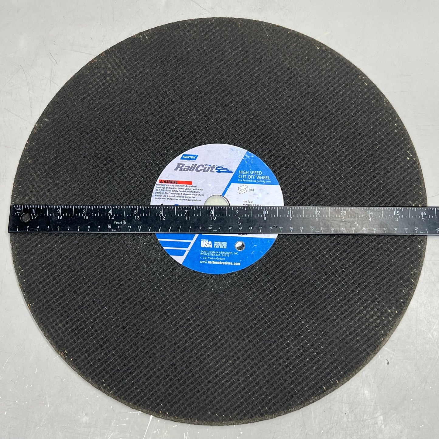 NORTON (10 PACK) High Speed Reinforced Cut off Wheel 16 X 1/8 X 1, Black