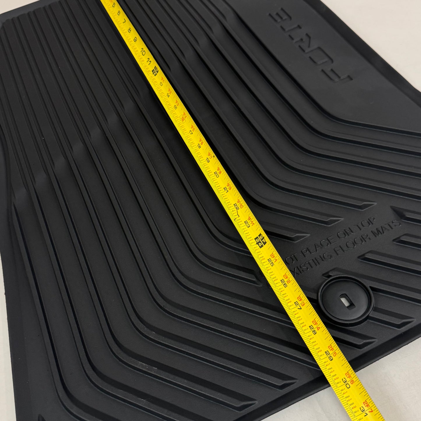 KIA (4 Piece) All Weather Floor Mats Complete Set for Forte 2020-2024 Black M6F13AC000