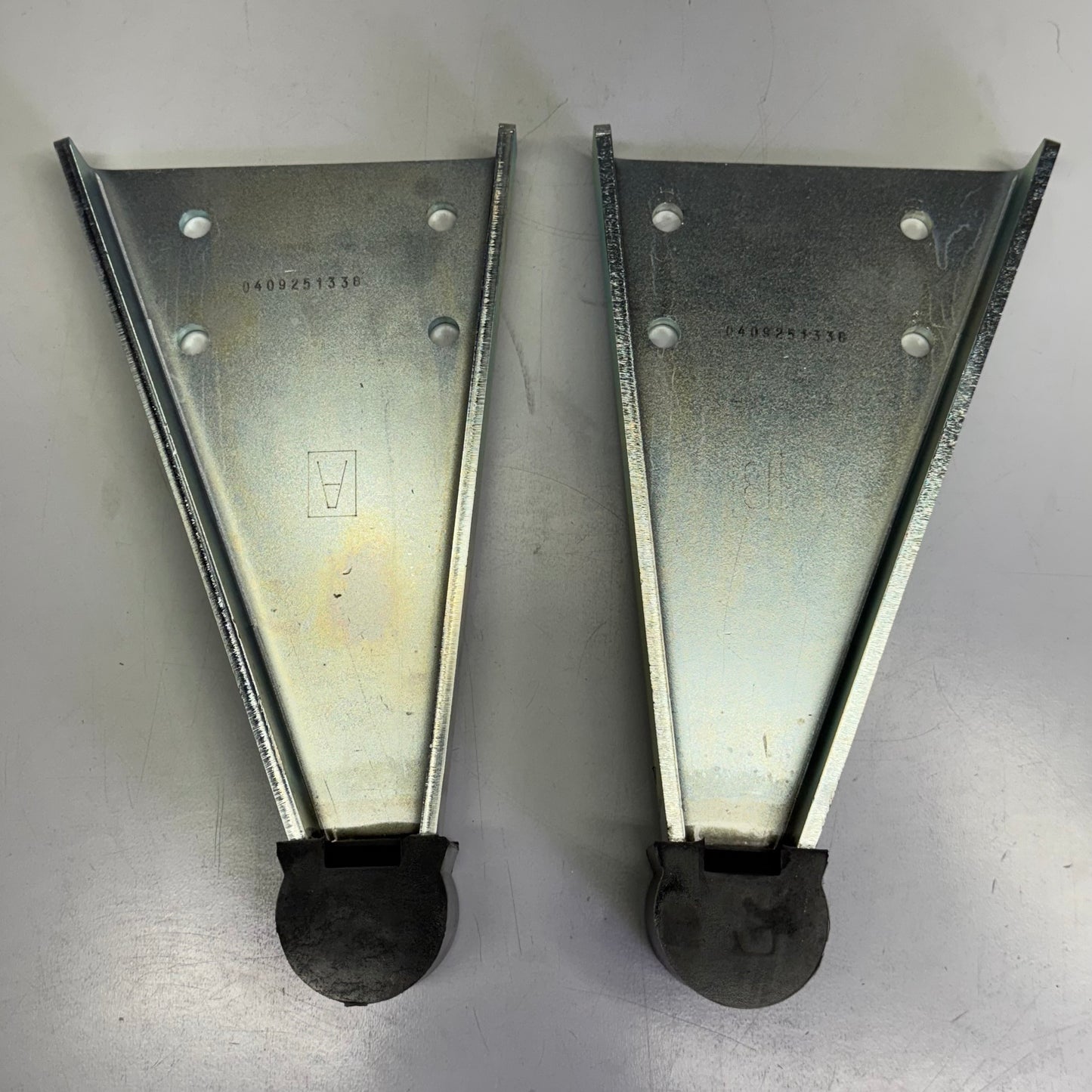 BW TRAILER Trailer Hitch/Related 33"W x 36"L x 10"H Grey RVB3370/RVC3006