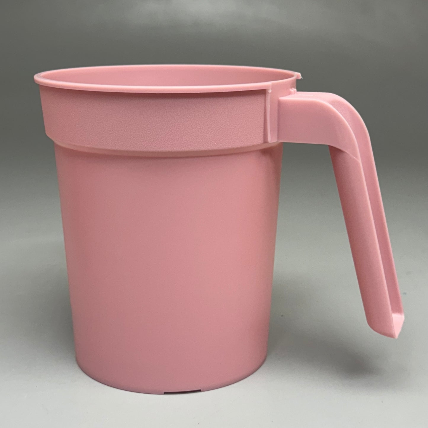 MEDEGEN 10Pk Medical Water Pitcher 28oz 5 1/2”Hx4 1/2”W Pink