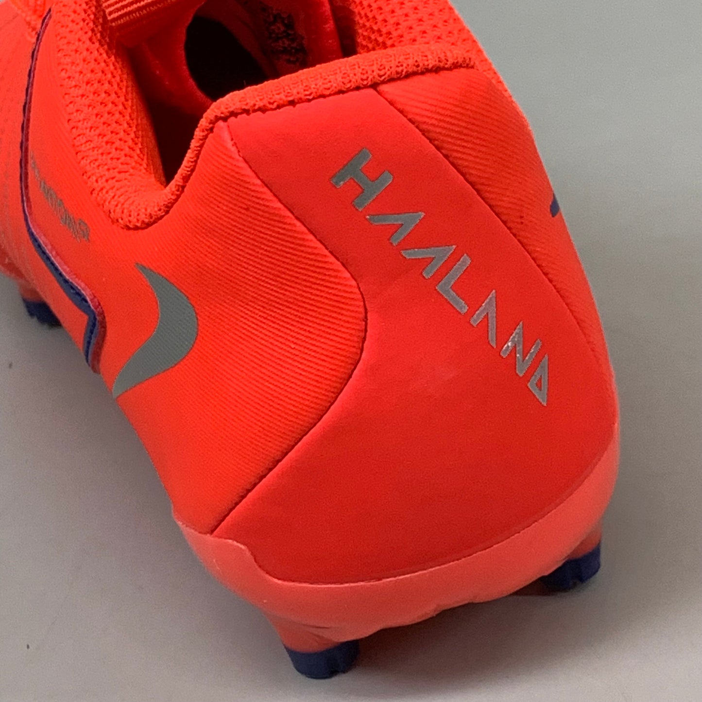 NIKE Kids Cleat Phantom GX II Academy X Haaland FG/MG Sz 1y Bright Crimson As-is