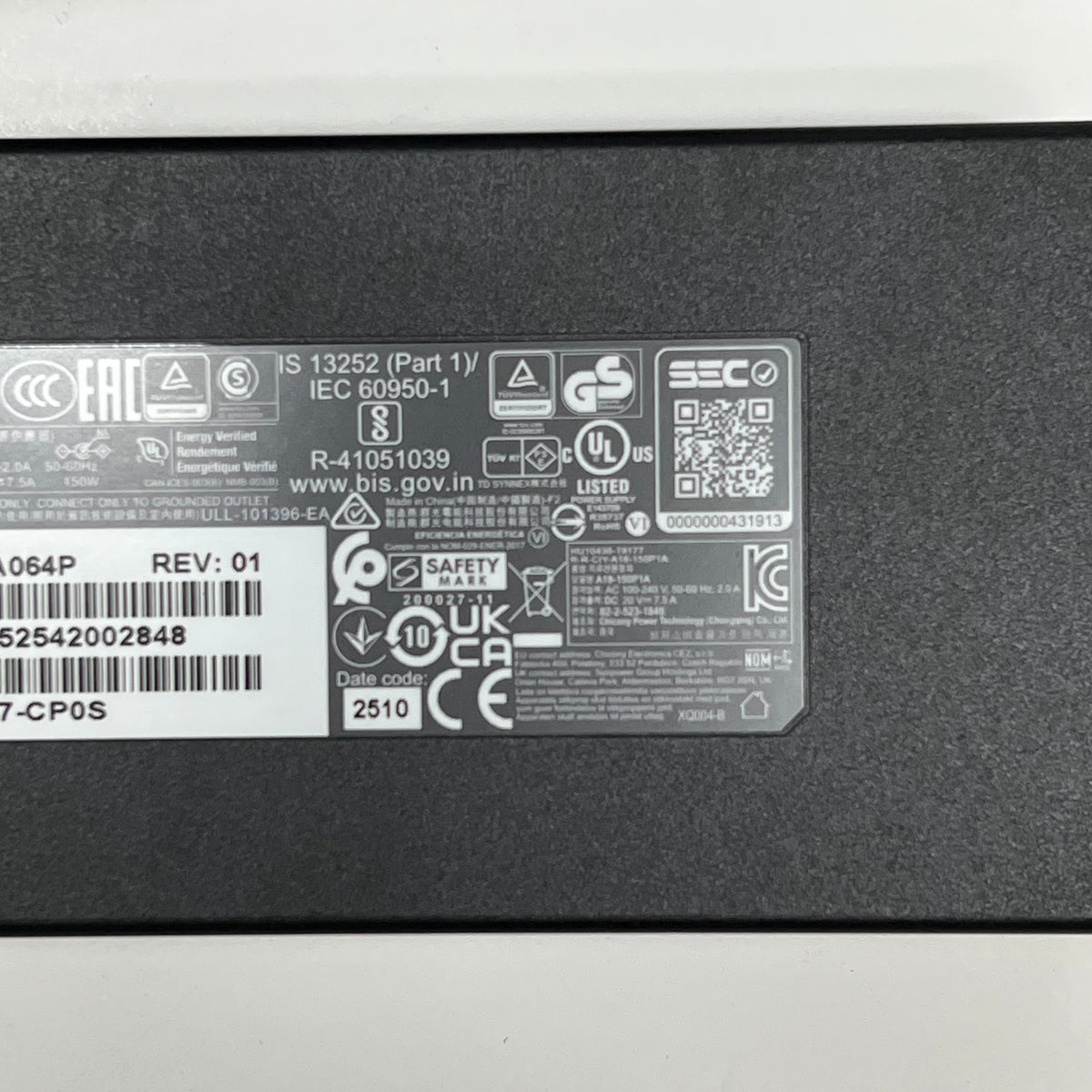 GIGABYTE Gaming A16 2gb Ddr5 Ram 1920x1200 (wuxga) 16" 1TB SSD 165Hz BLK Steel